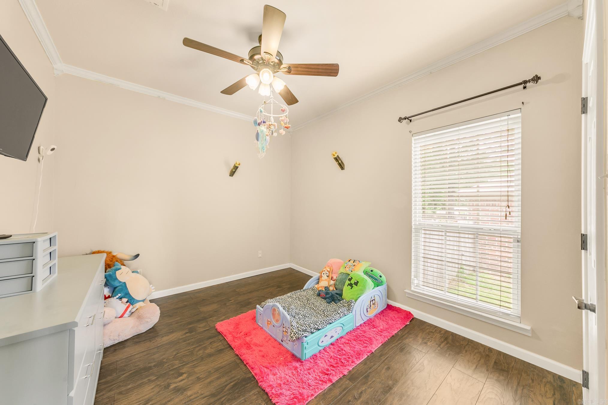 CROSS CREEK - Residential