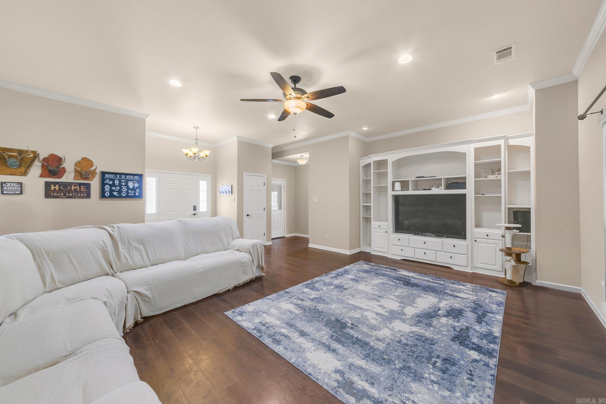 CROSS CREEK - Residential