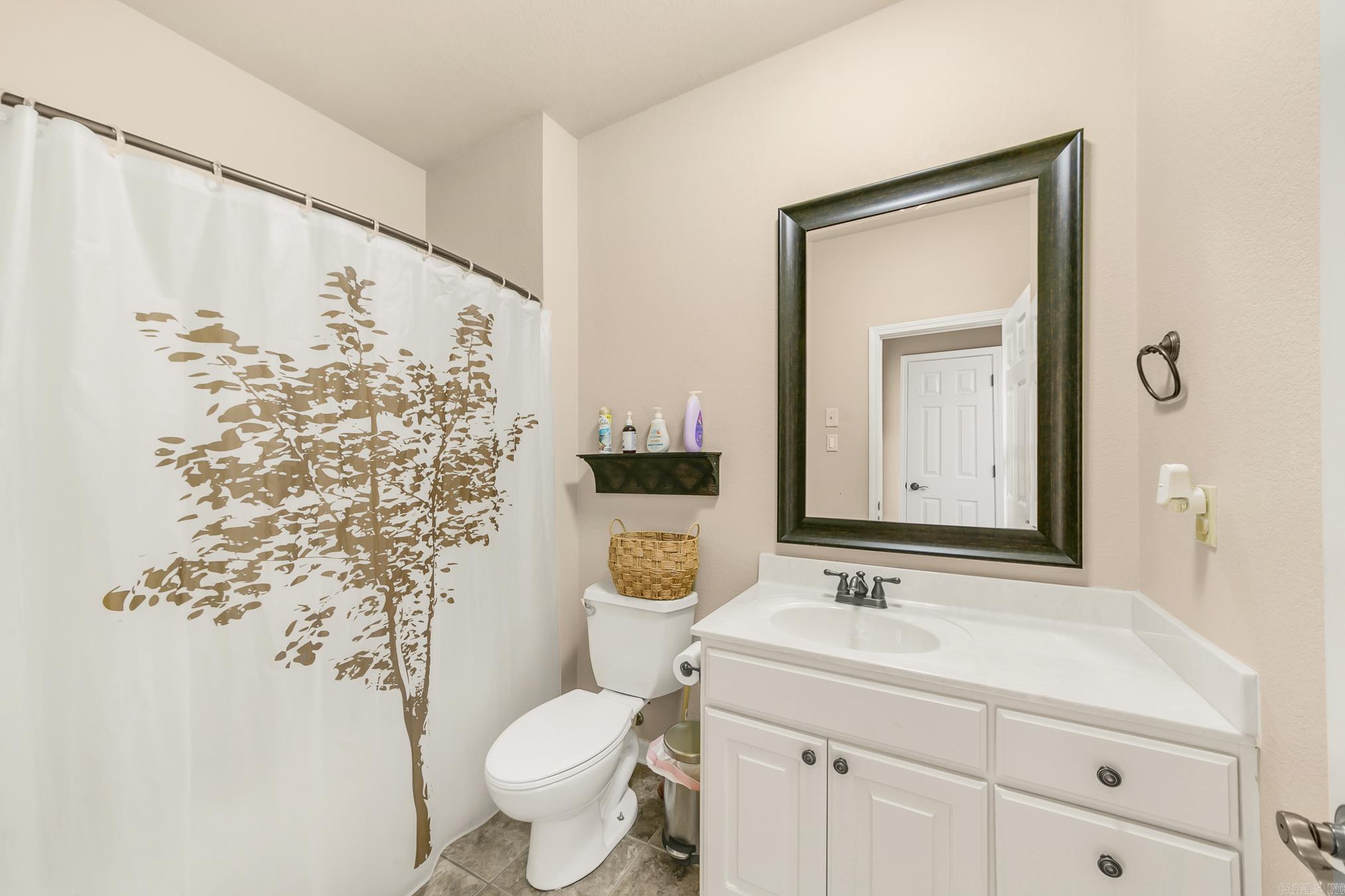 CROSS CREEK - Residential