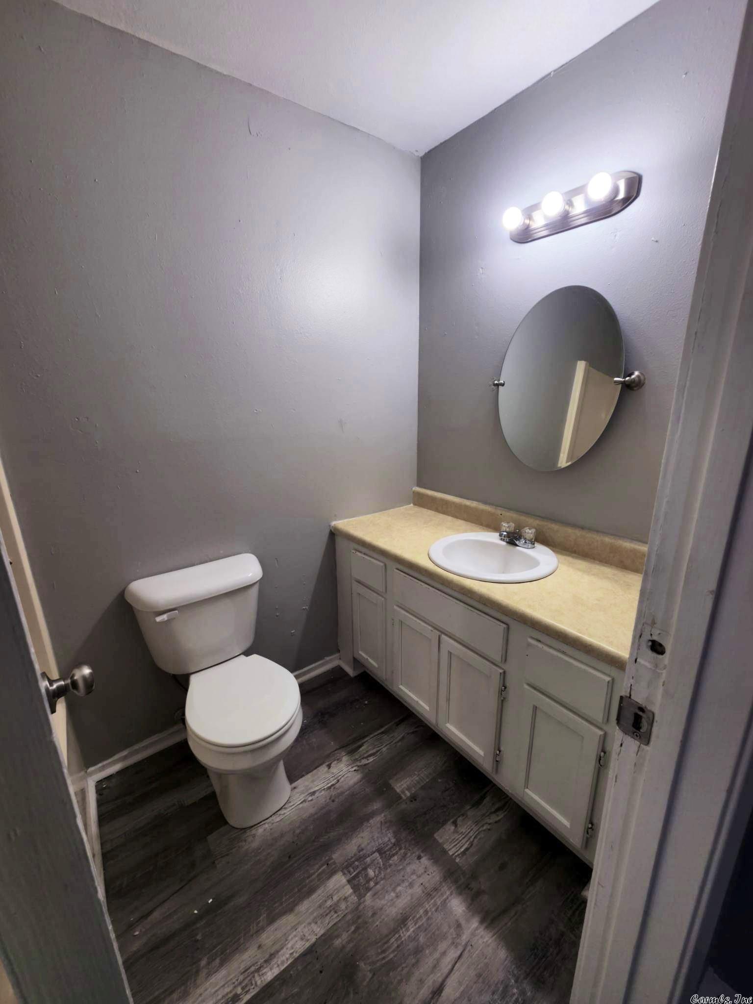 Austin & Taylor - Residential Lease