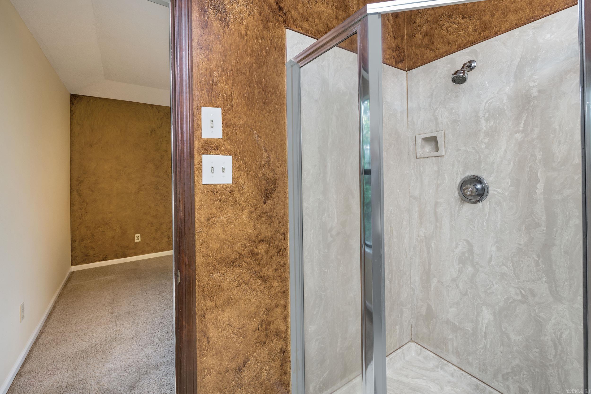 Marlowe Manor - Residential