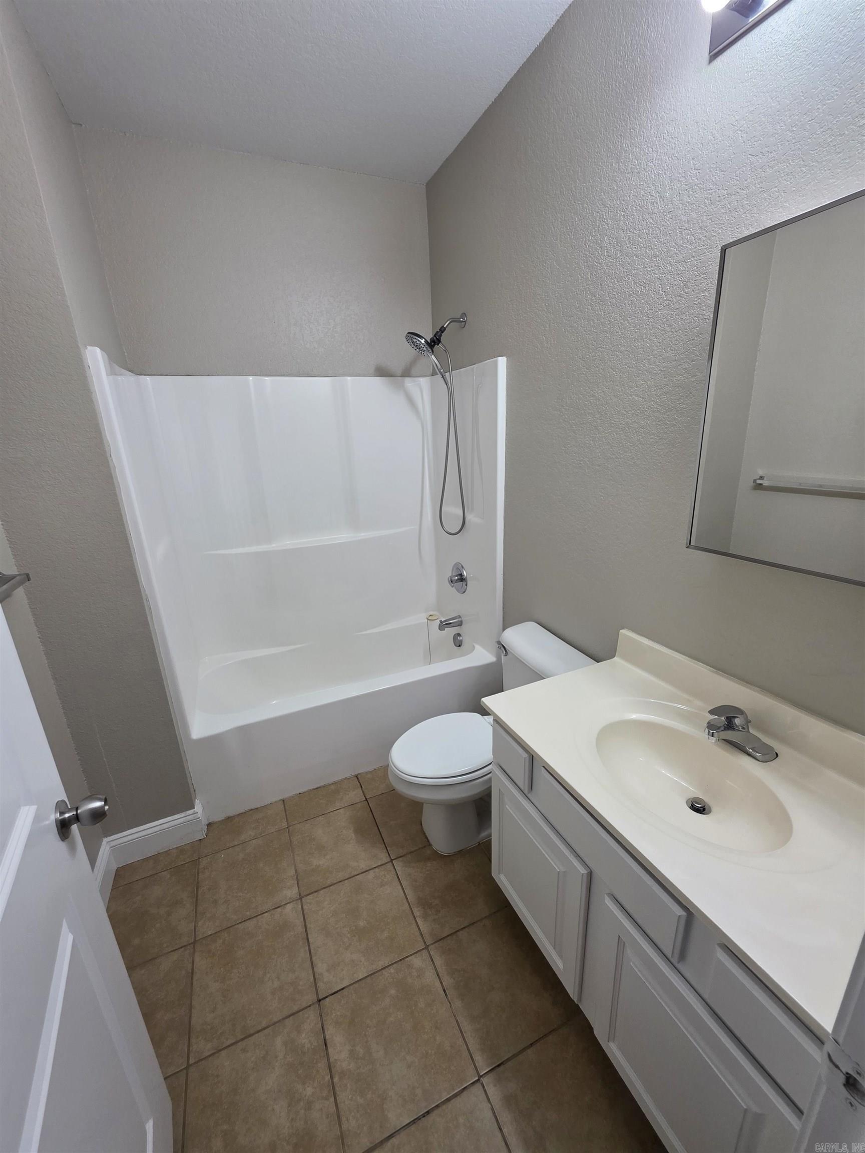 CAMRY COURT - Residential Lease