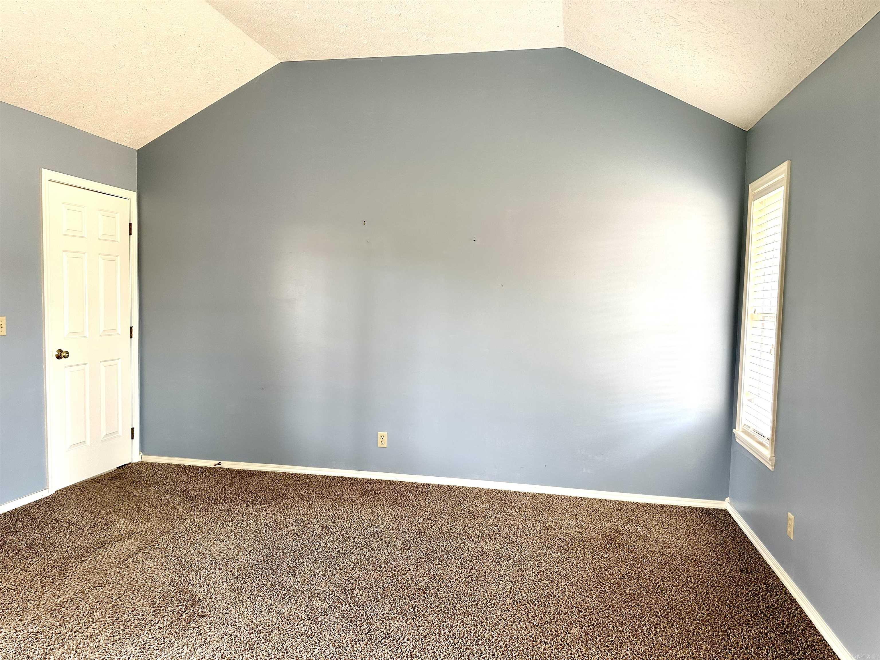 Delwood Manor 1st - Residential