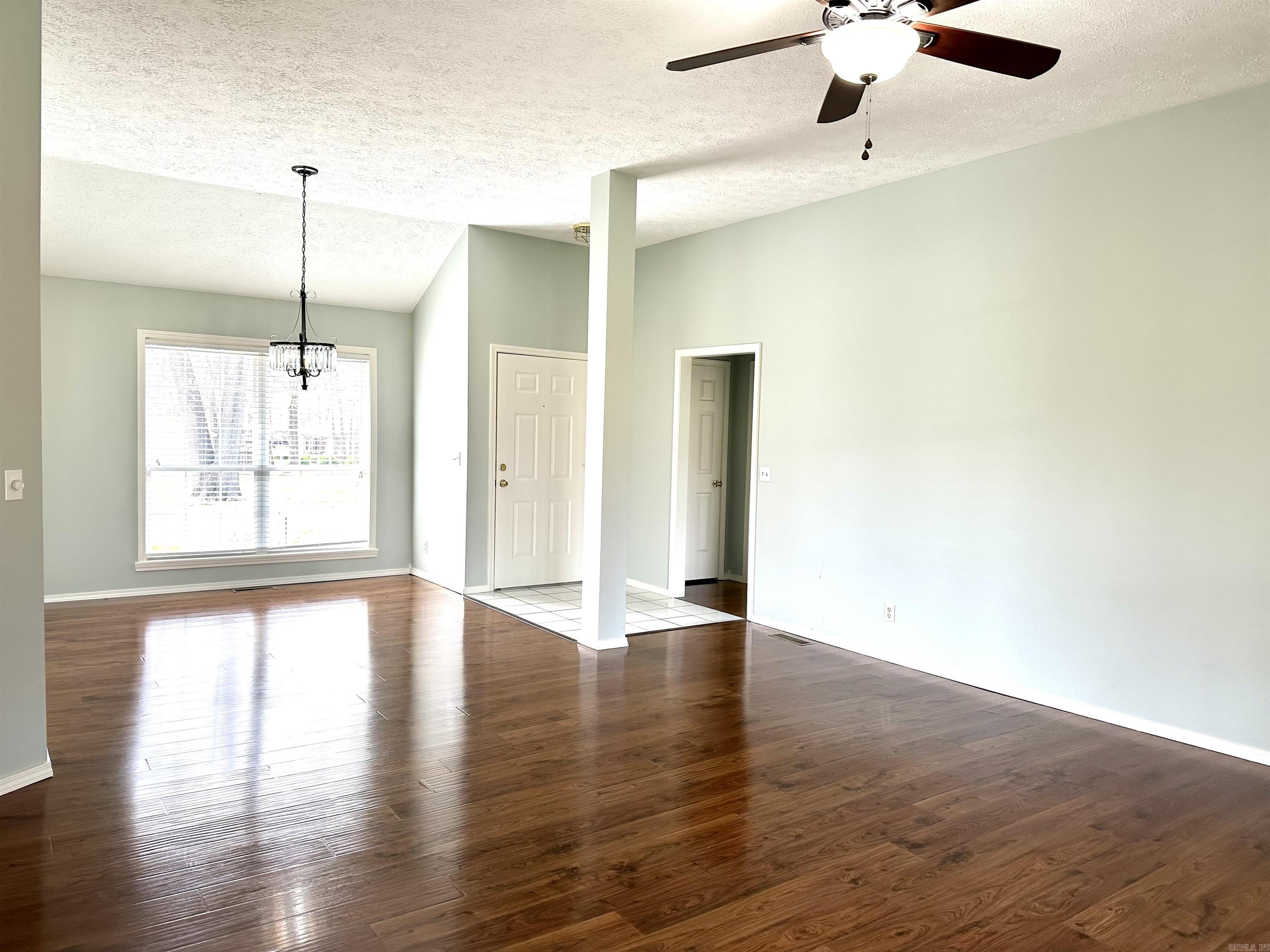 Delwood Manor 1st - Residential