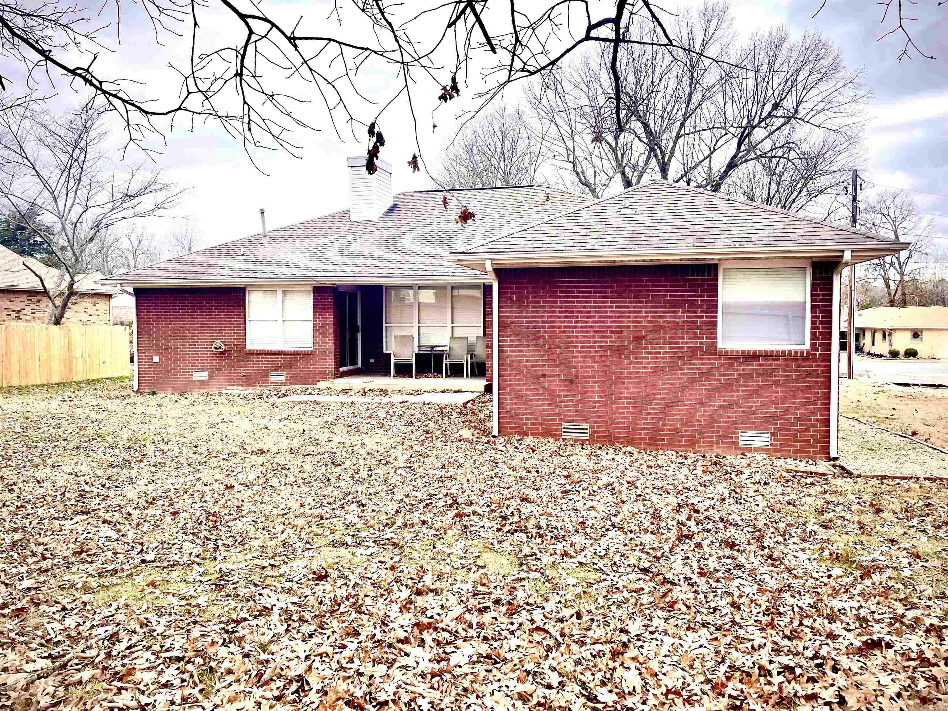 Delwood Manor 1st - Residential