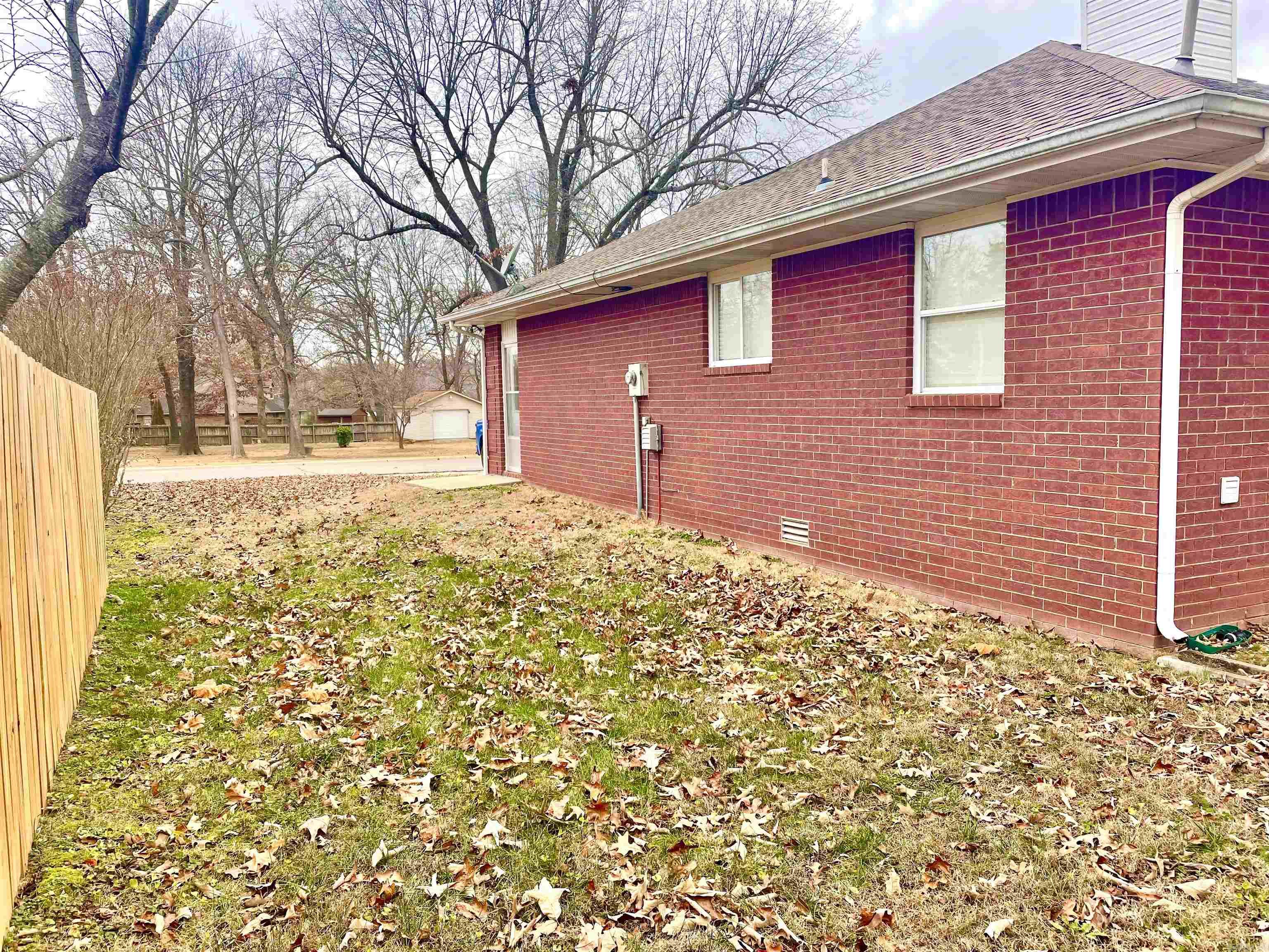 Delwood Manor 1st - Residential