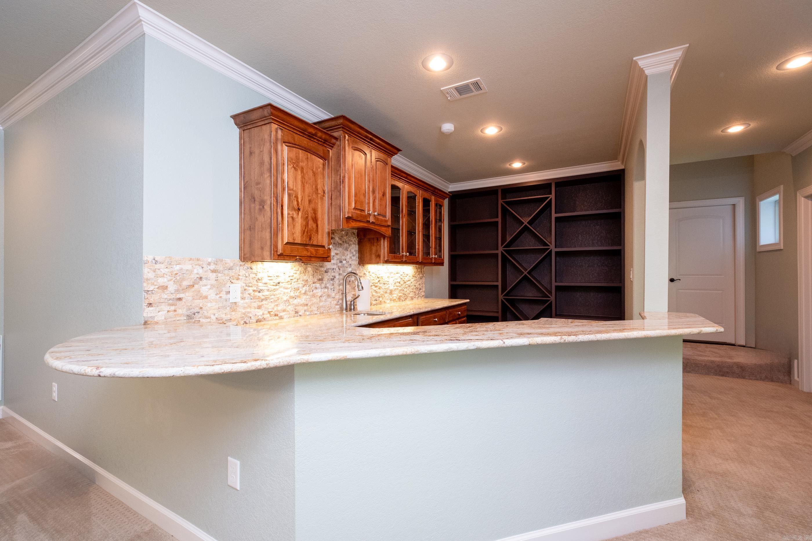 WOODLANDS EDGE - Residential