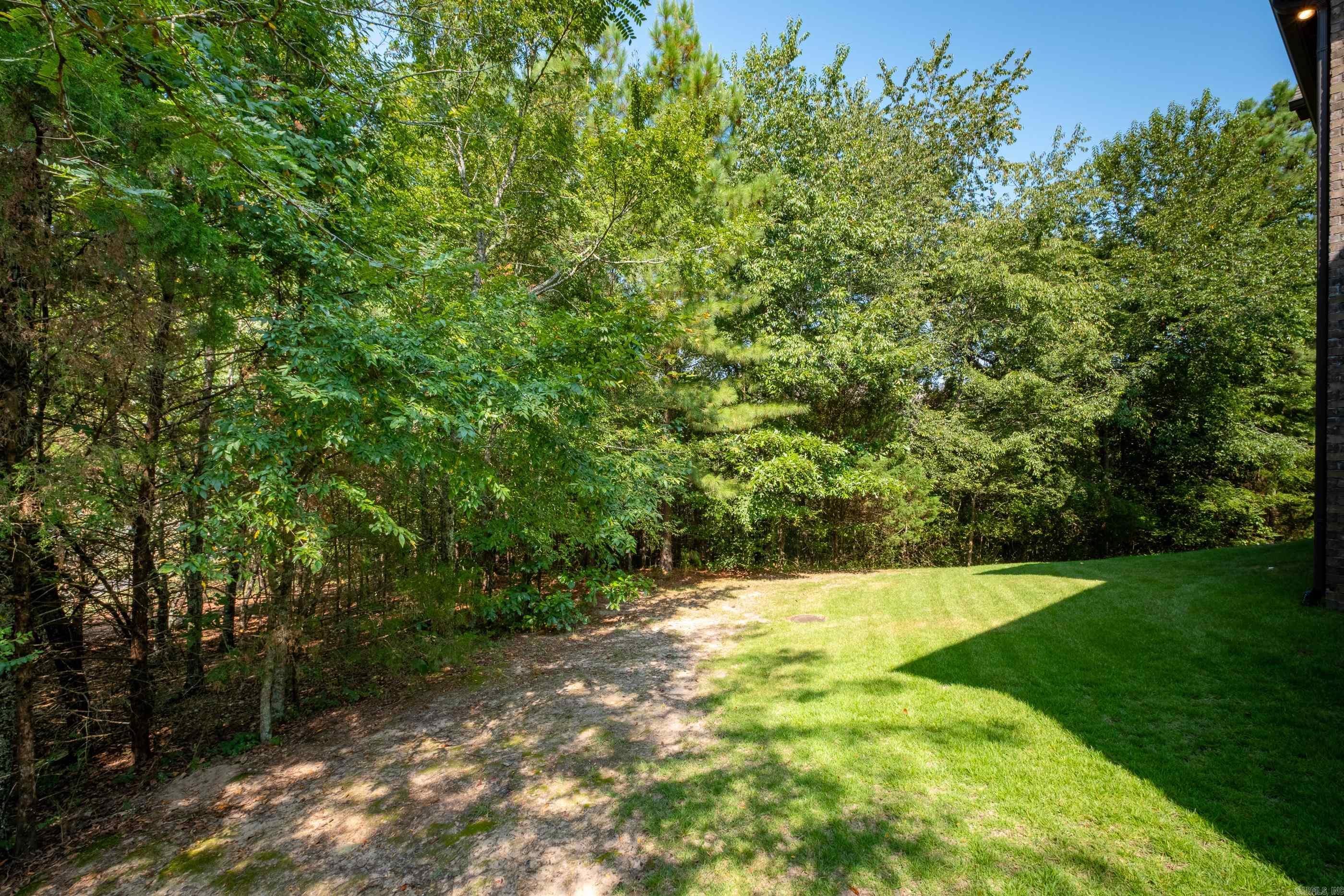 WOODLANDS EDGE - Residential