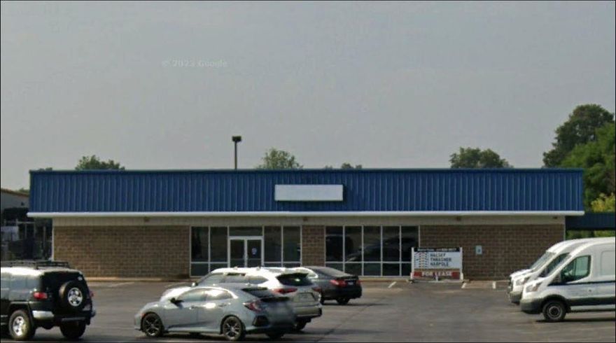 Very nice retail location with ample glass in the front and ample parking.  Free standing building.