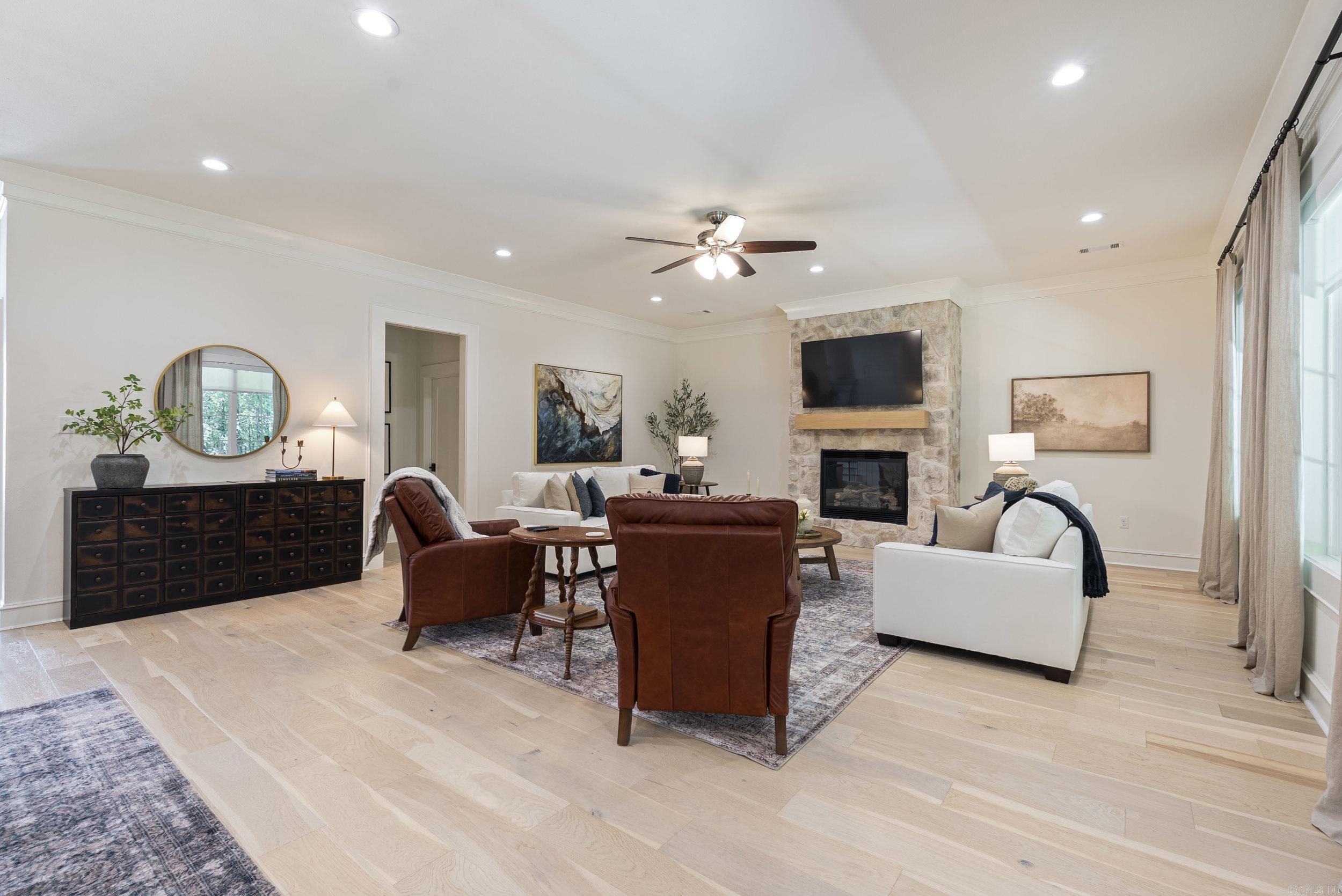 WINTERBROOK - Residential