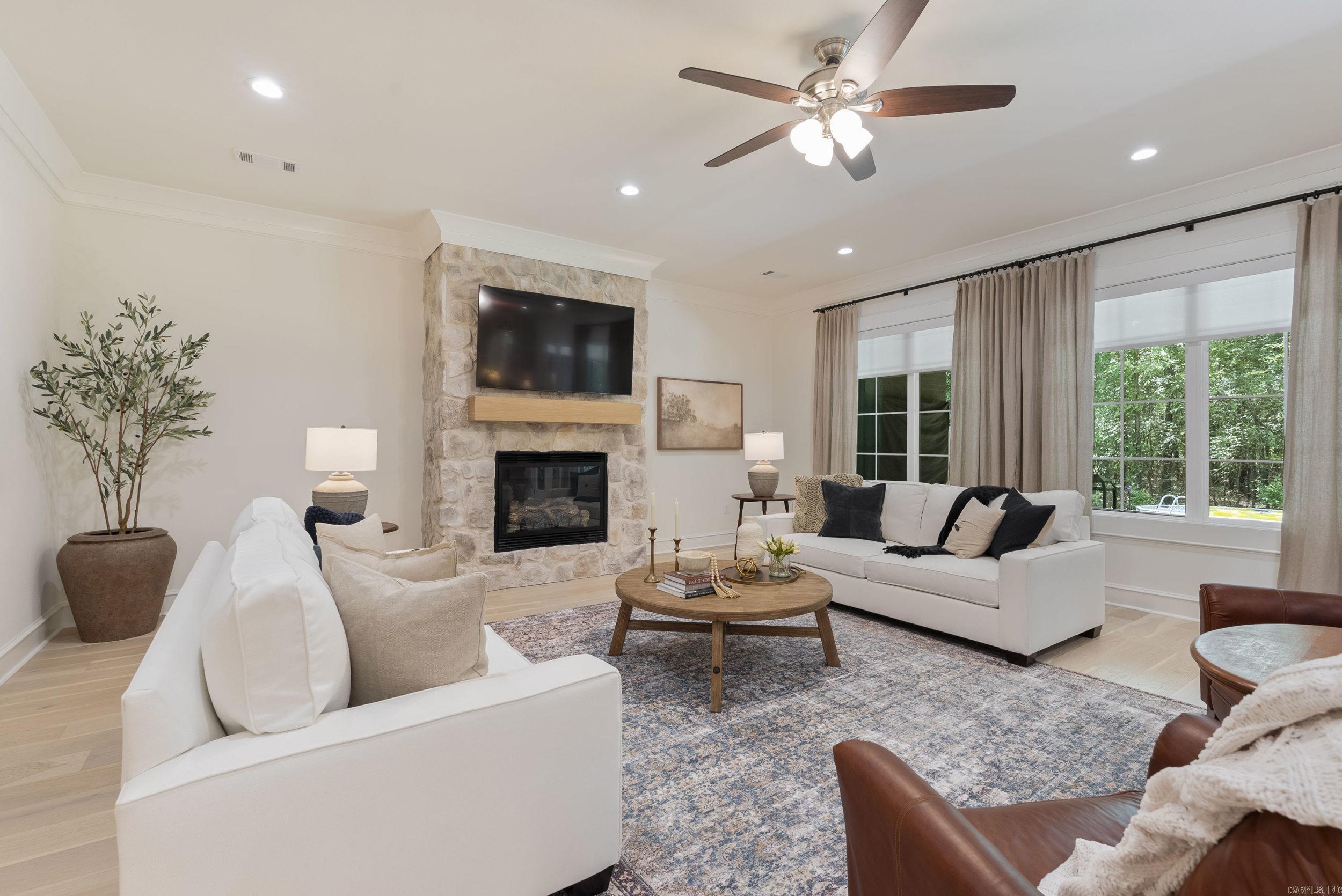 WINTERBROOK - Residential