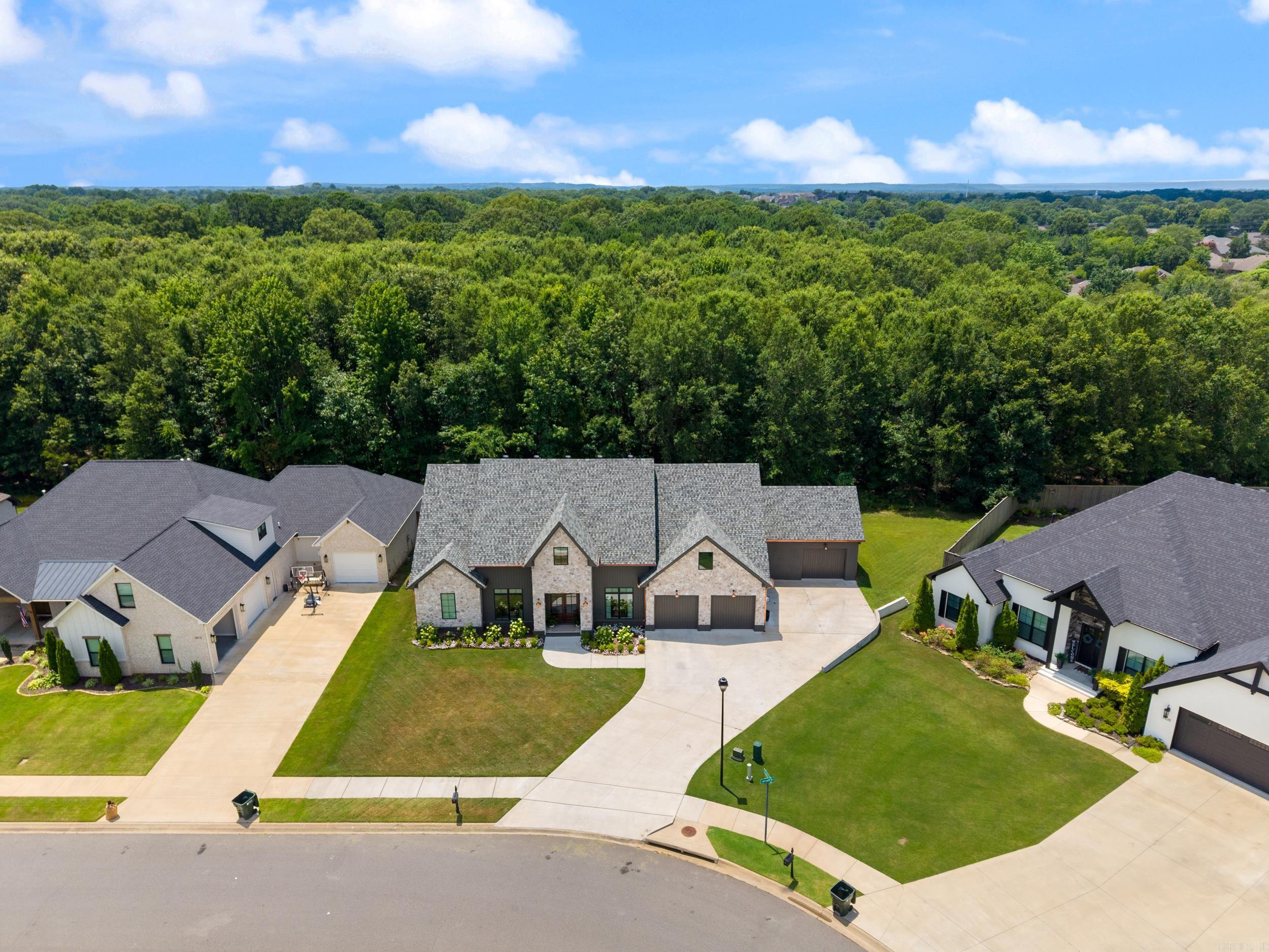 WINTERBROOK - Residential