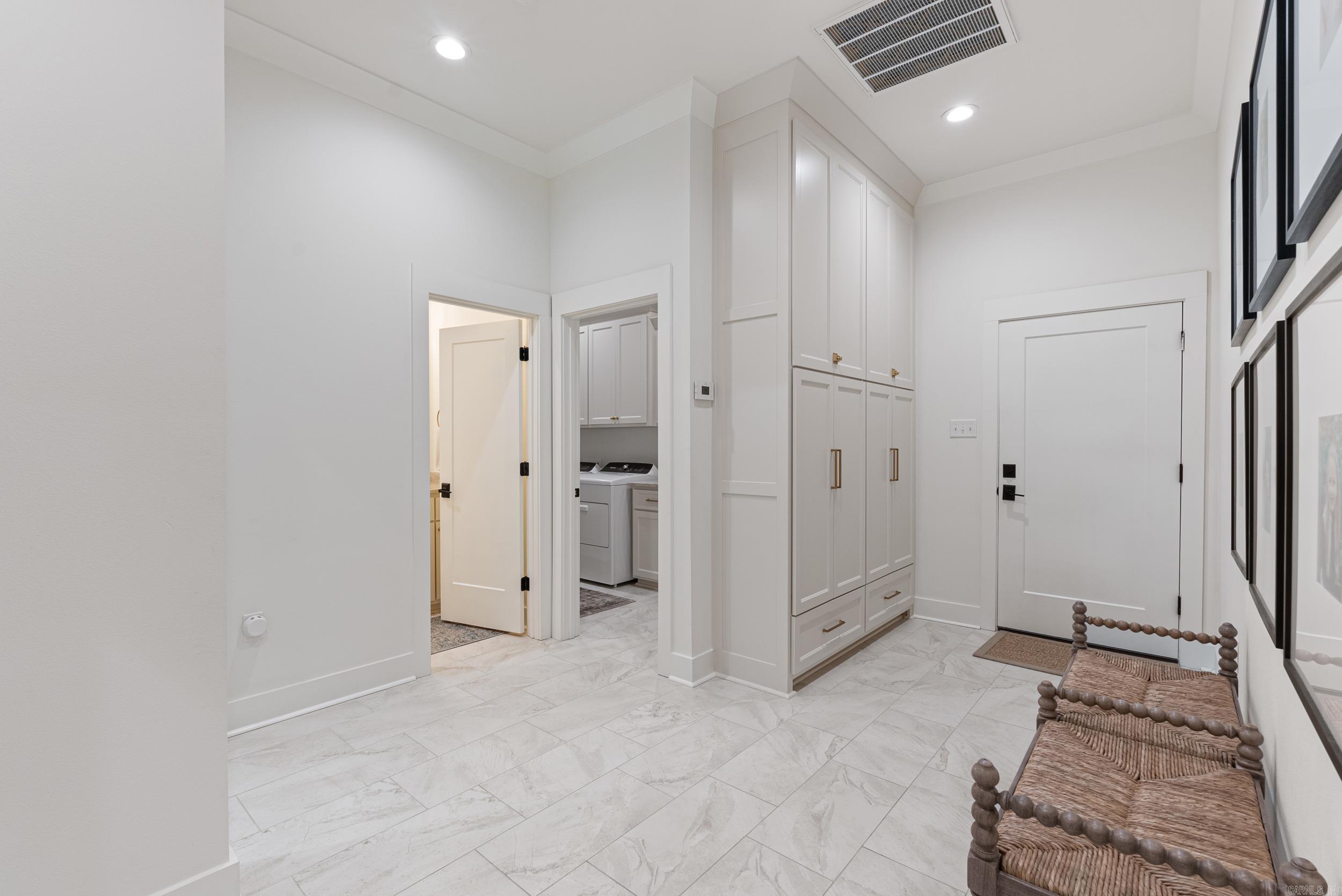WINTERBROOK - Residential