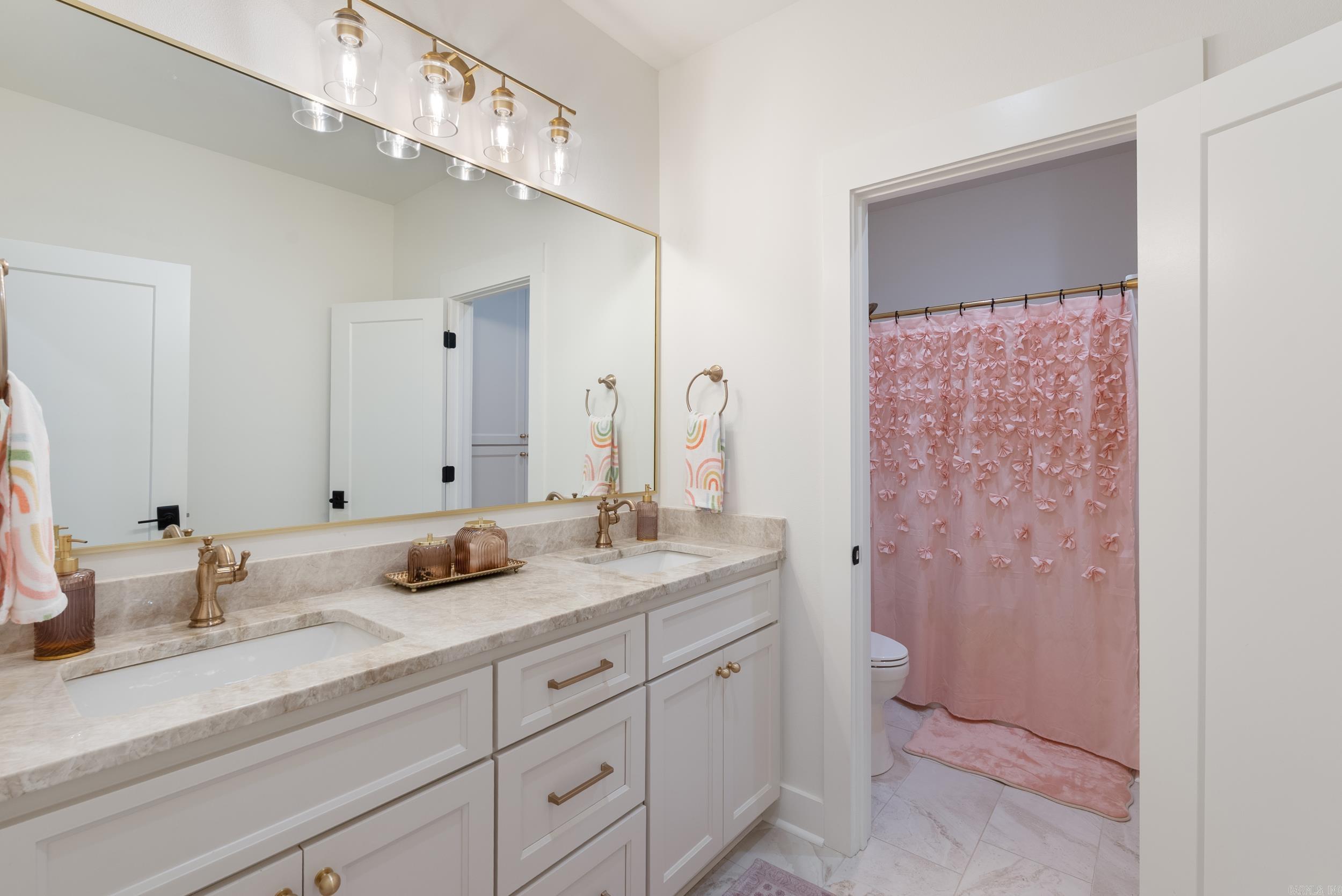 WINTERBROOK - Residential