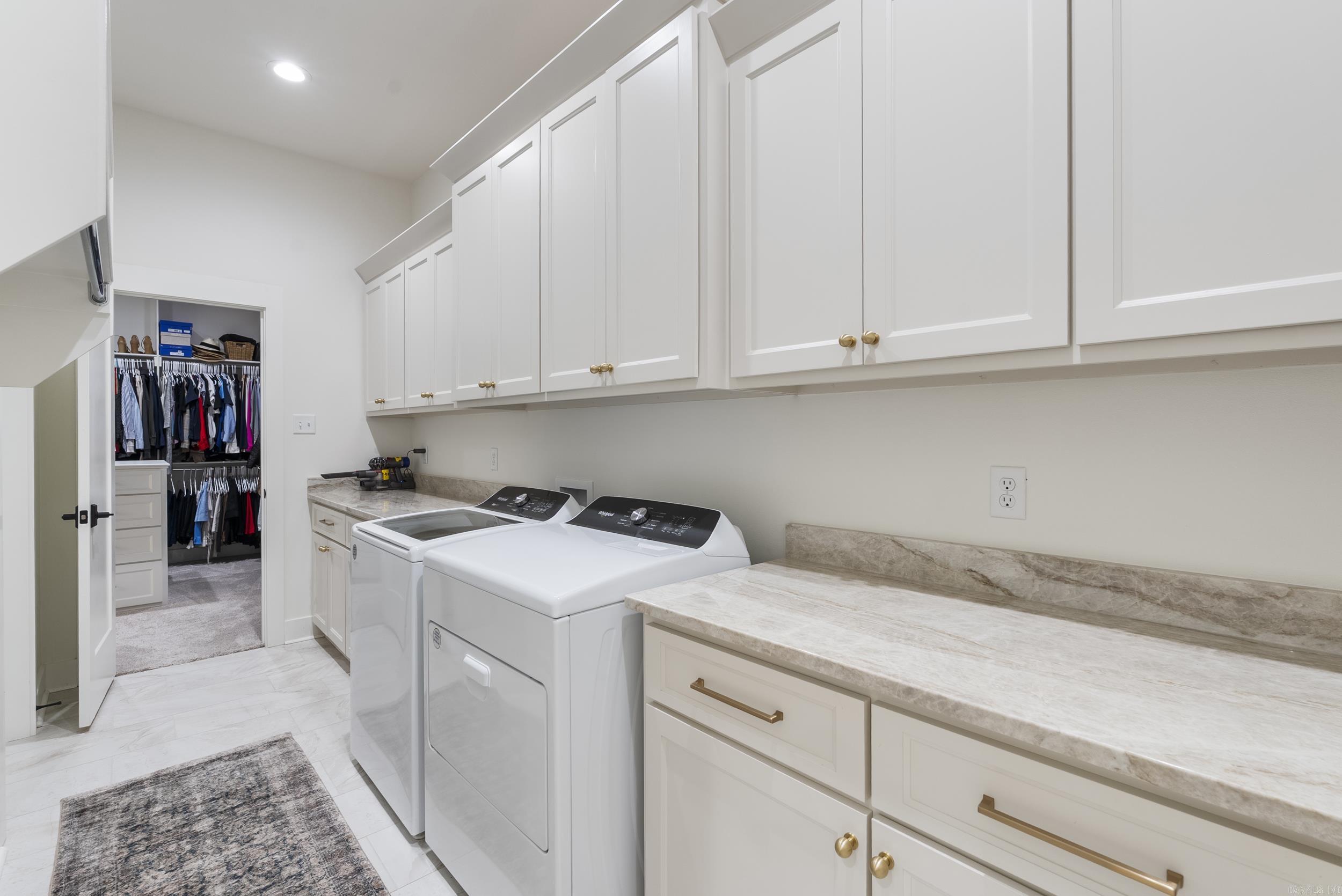 WINTERBROOK - Residential