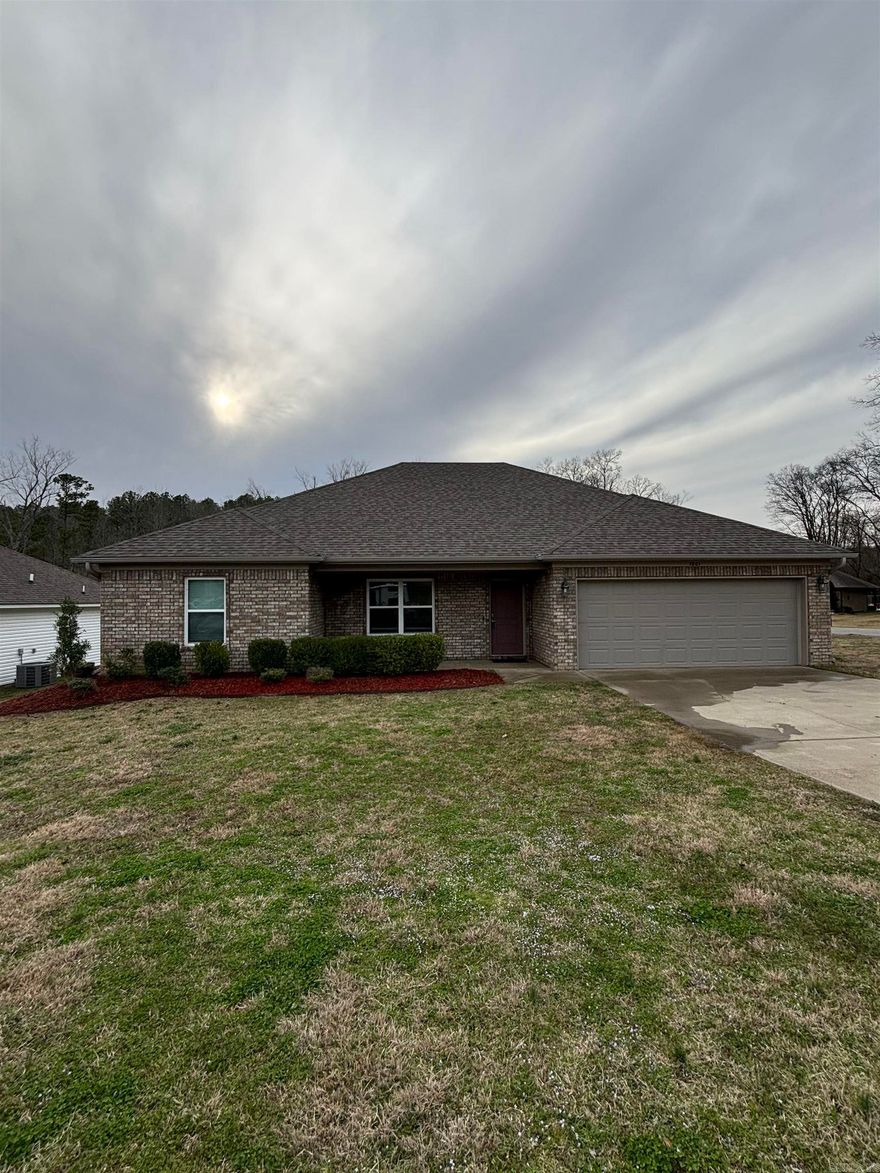 This is a very well appointed home in an excellent neighborhood. Great schools. Near lot of new restaurants and activities. Short drive to Walmart in Benton. This is corporately owned and does not have a property disclosure. Seller encourages the Buyer to get a home inspection.