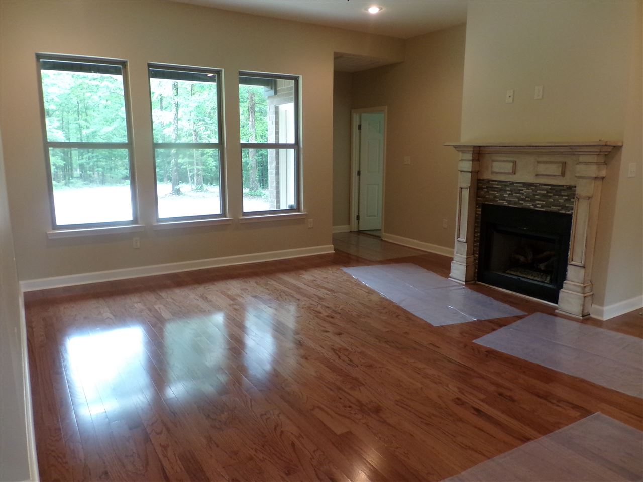 Whispering Oaks - Residential