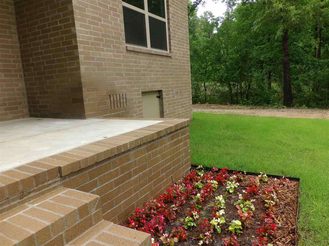 Whispering Oaks - Residential