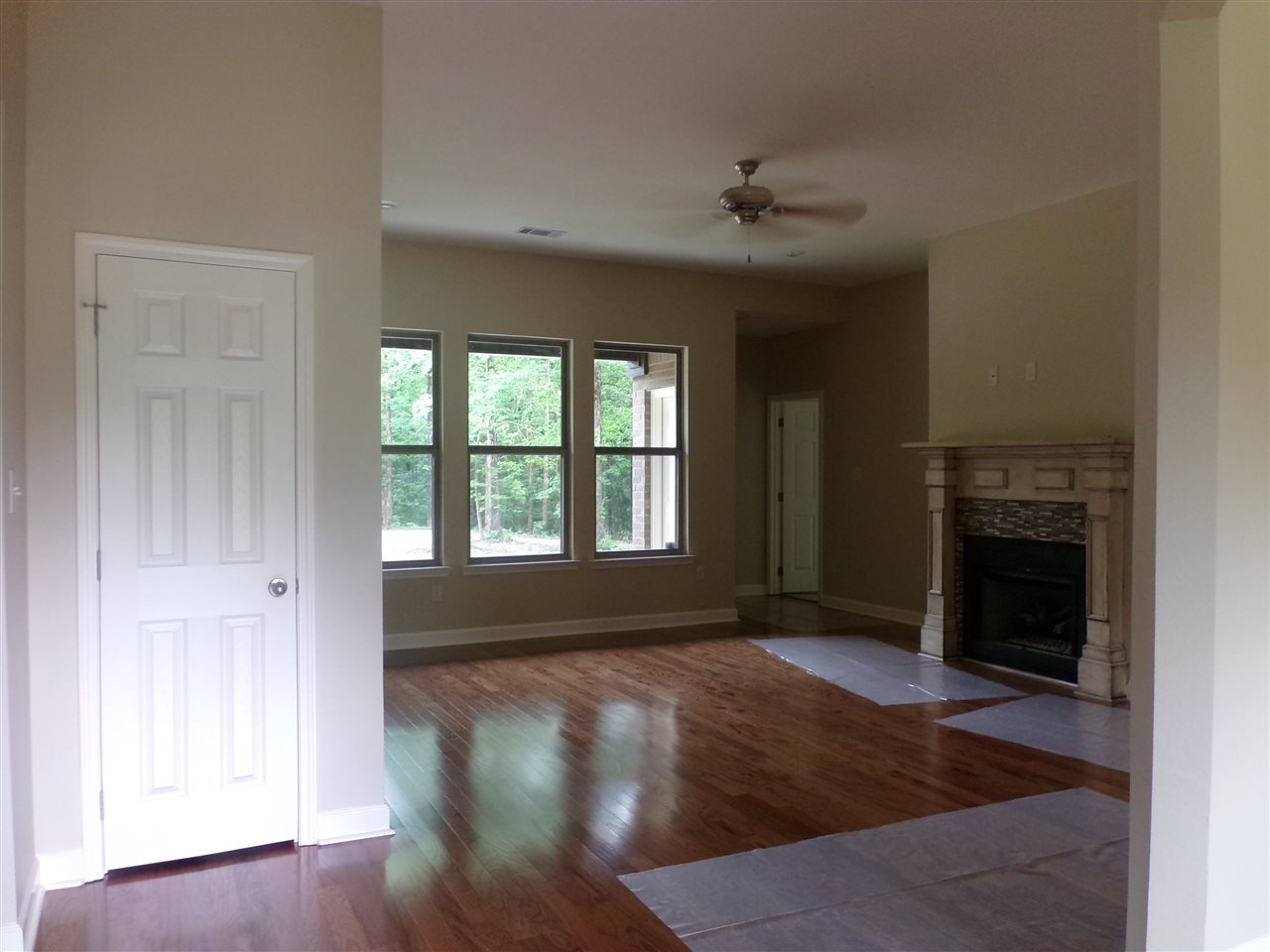 Whispering Oaks - Residential