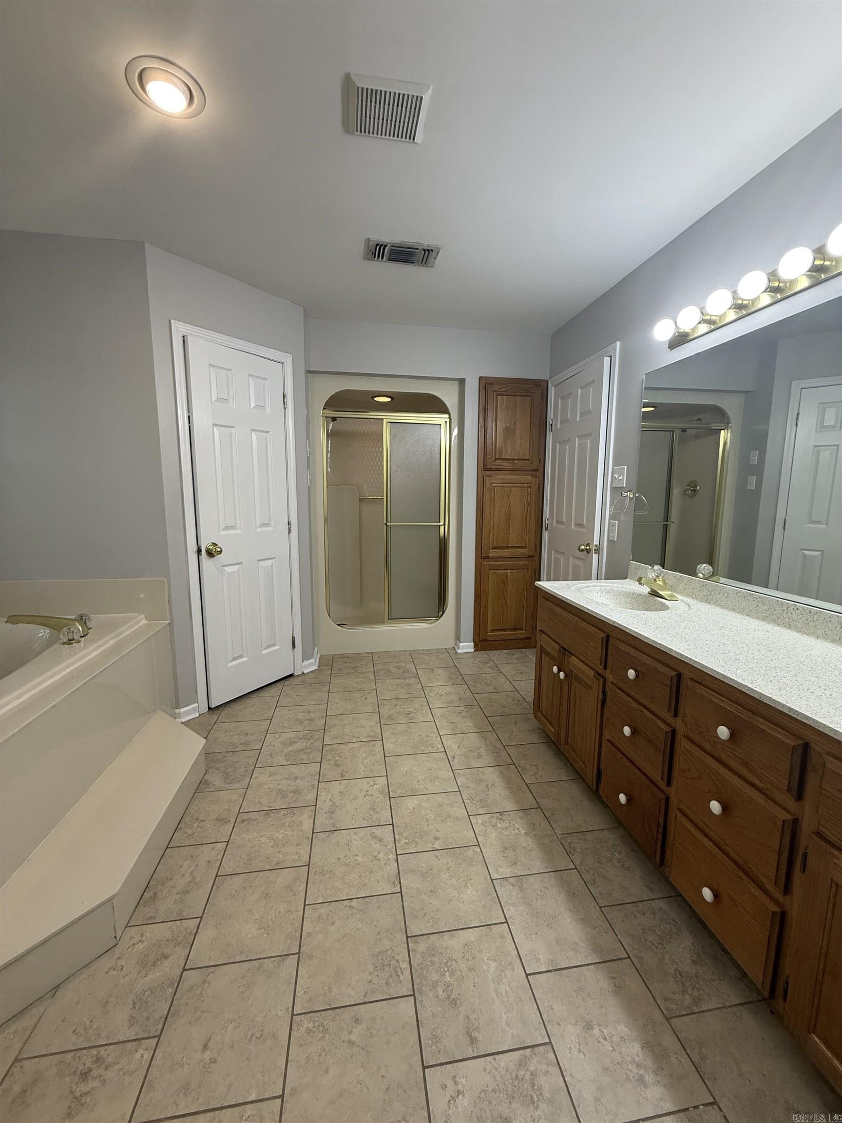 BAUGHMAN REPLAT - Residential Lease