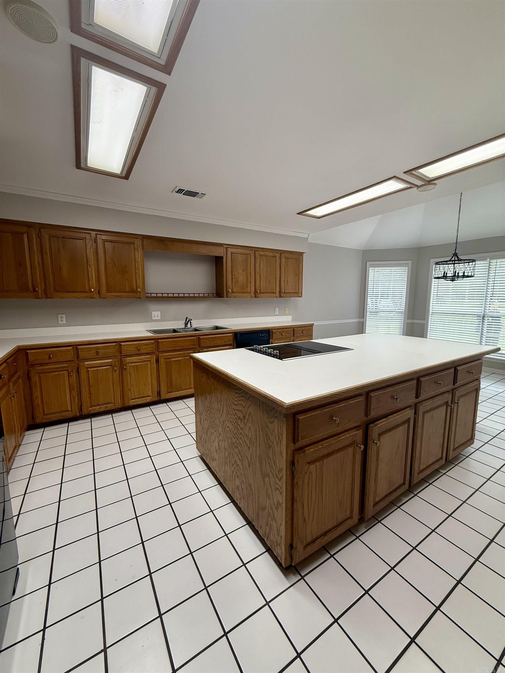 BAUGHMAN REPLAT - Residential Lease