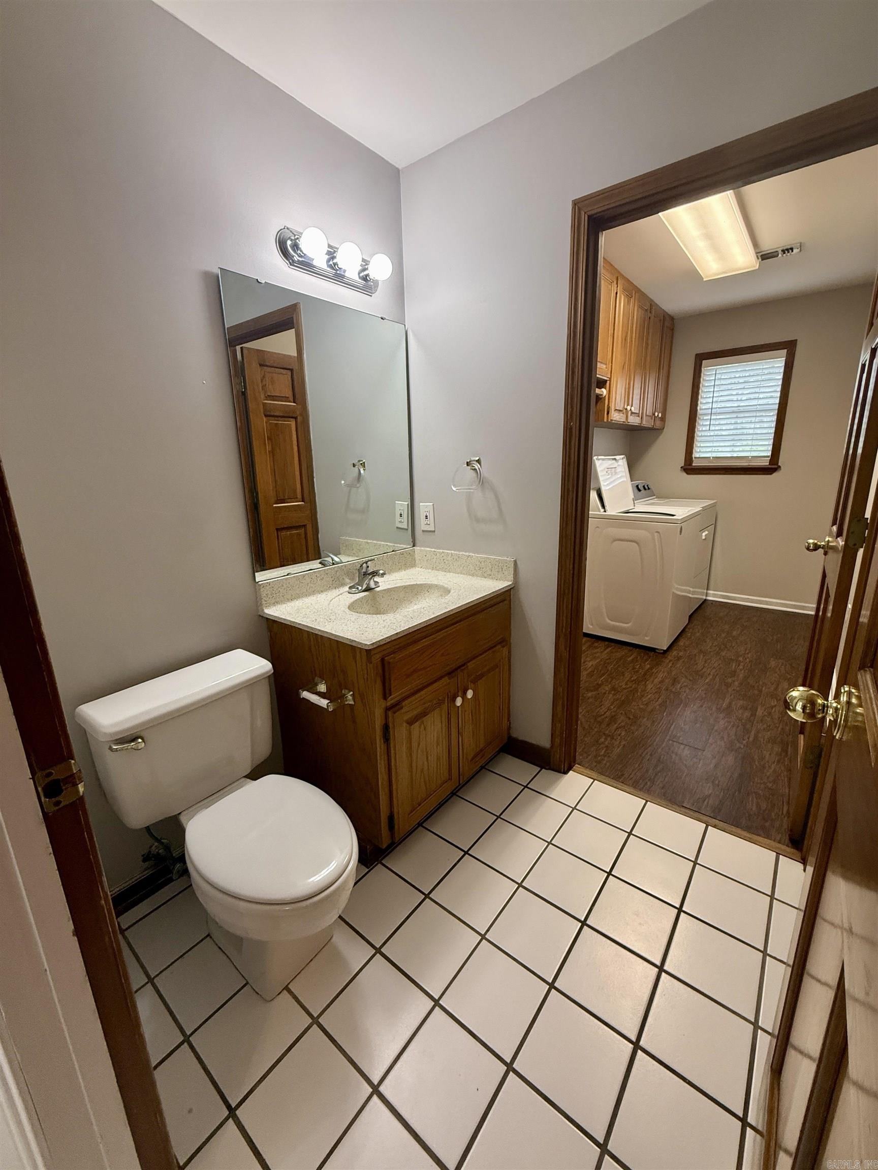BAUGHMAN REPLAT - Residential Lease