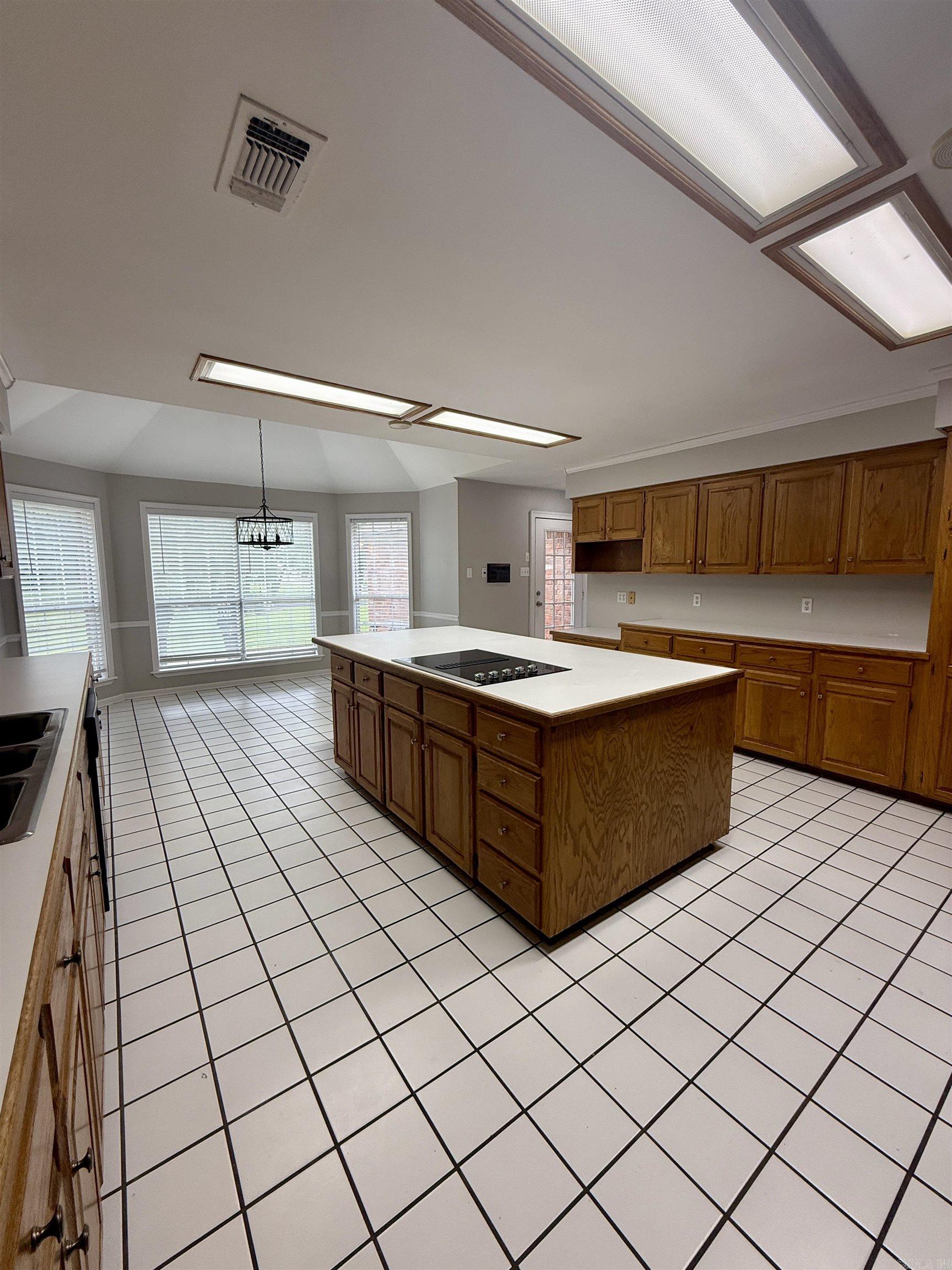 BAUGHMAN REPLAT - Residential Lease