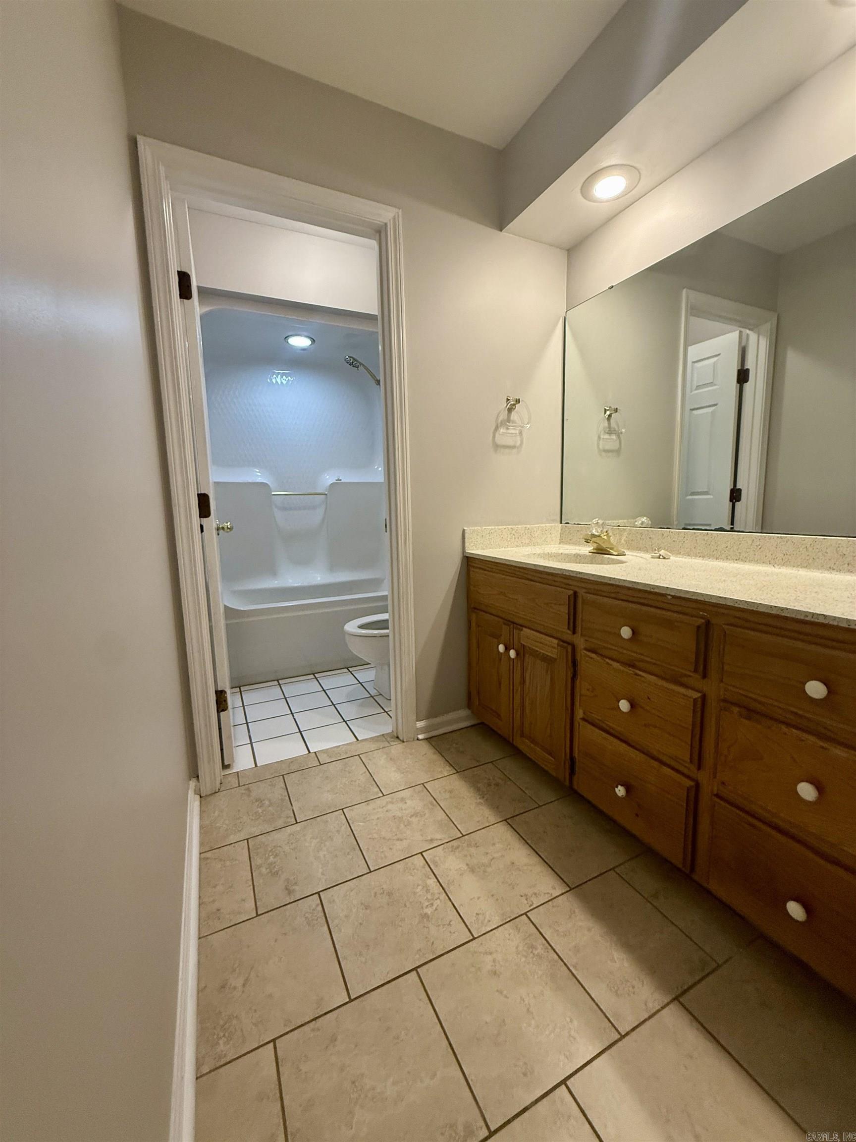 BAUGHMAN REPLAT - Residential Lease