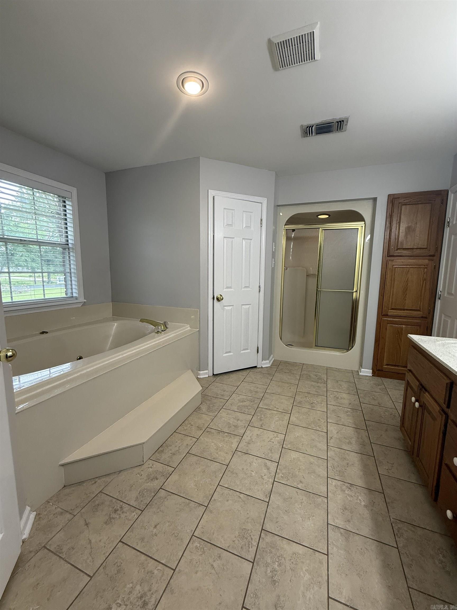 BAUGHMAN REPLAT - Residential Lease