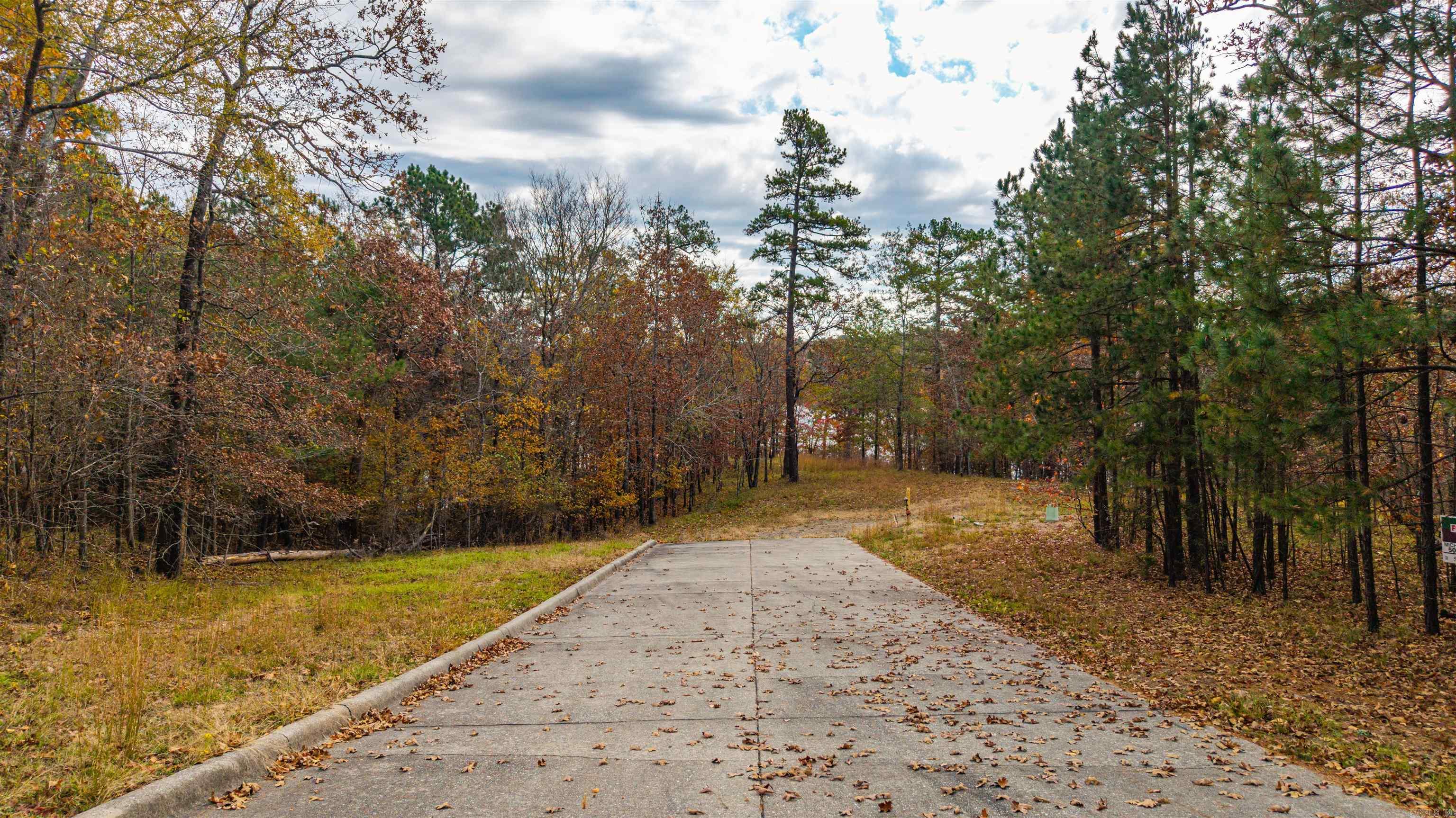 Red Oak Ridge - Land