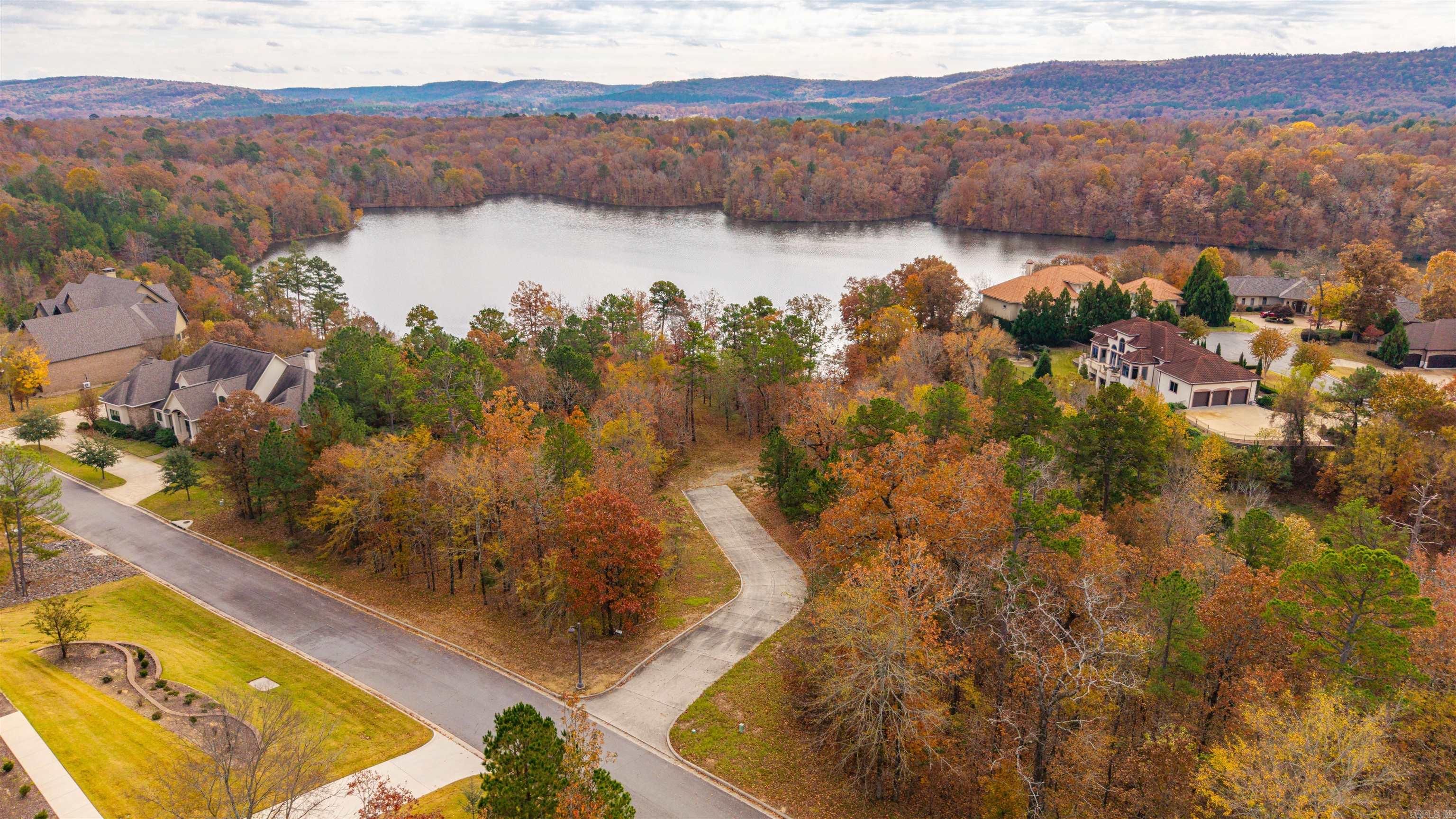 Red Oak Ridge - Land