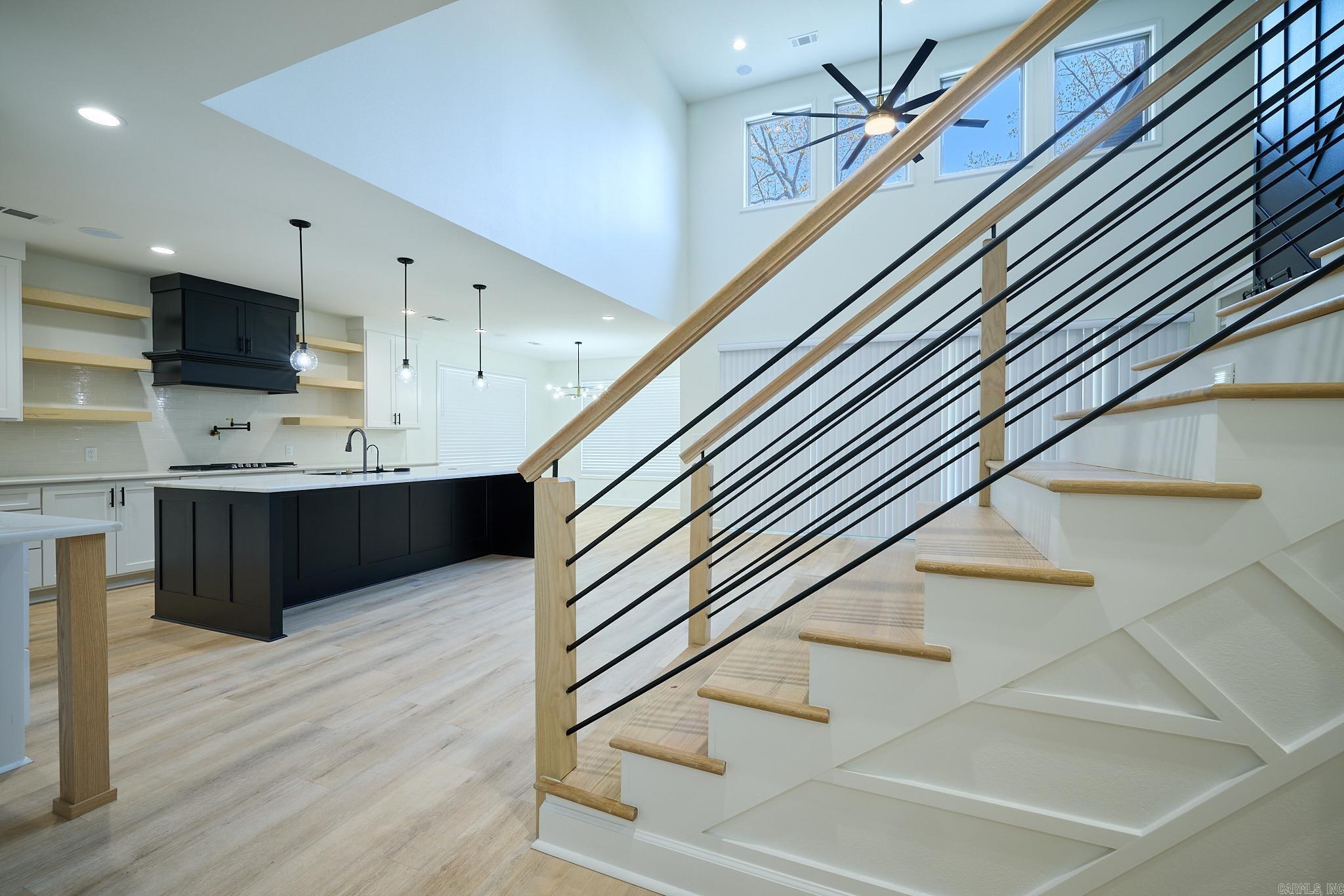 SIENNA LAKE - Residential