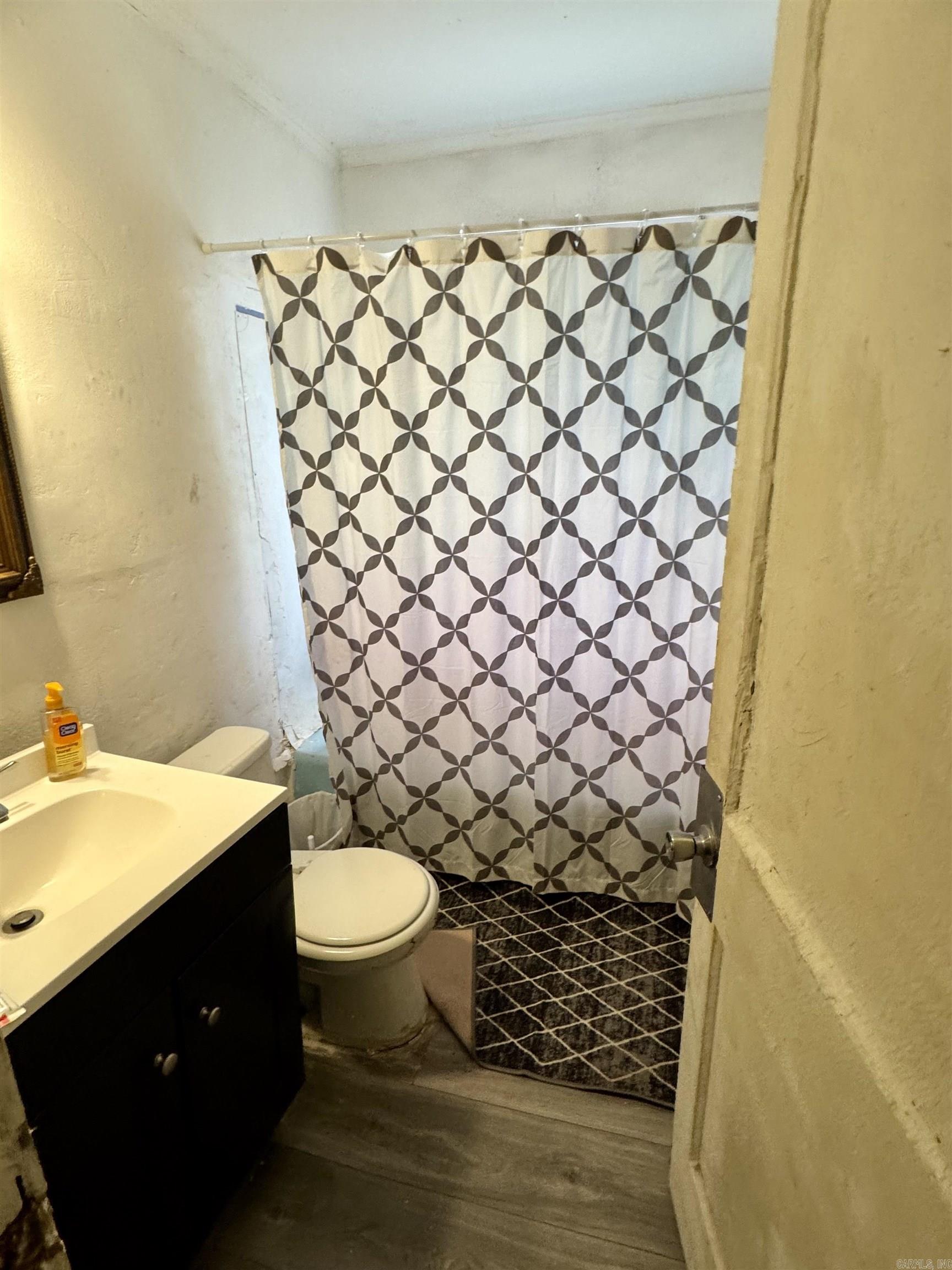 SHADY OAKS - Residential