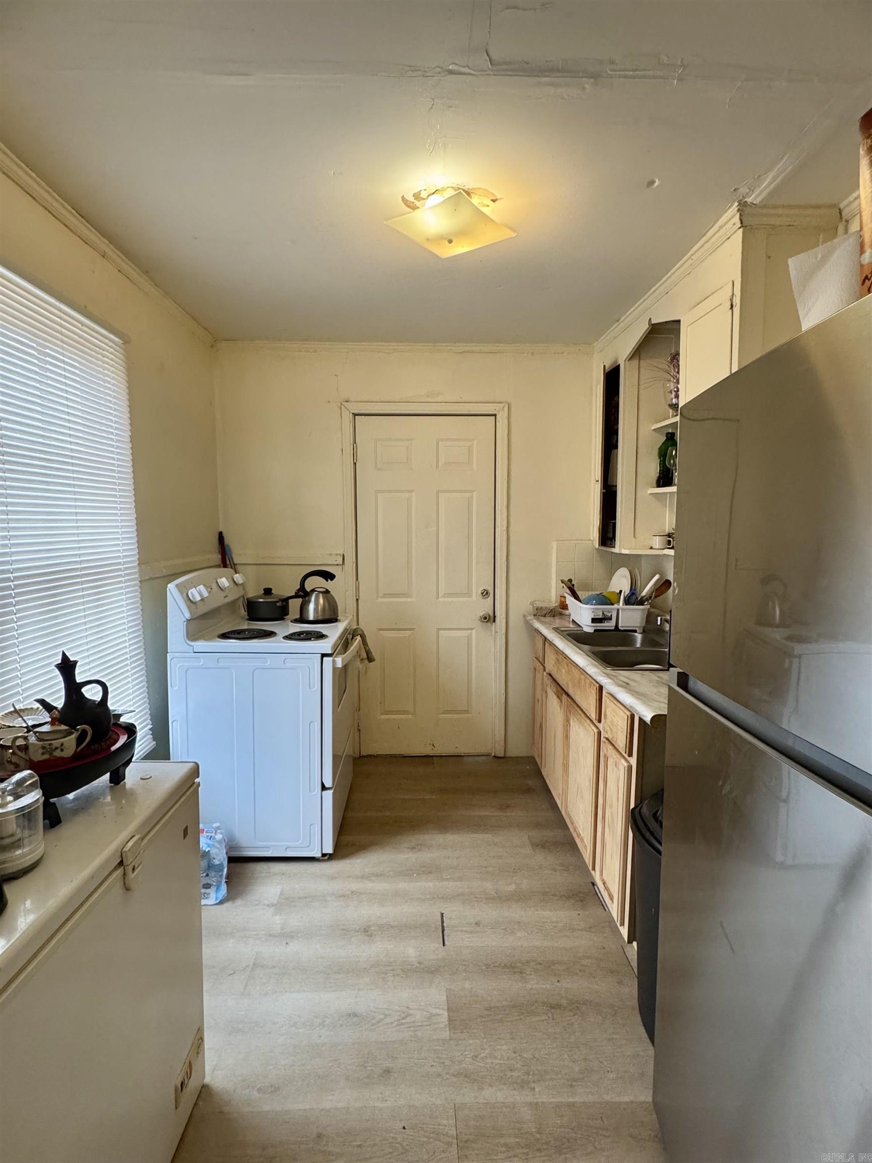 SHADY OAKS - Residential