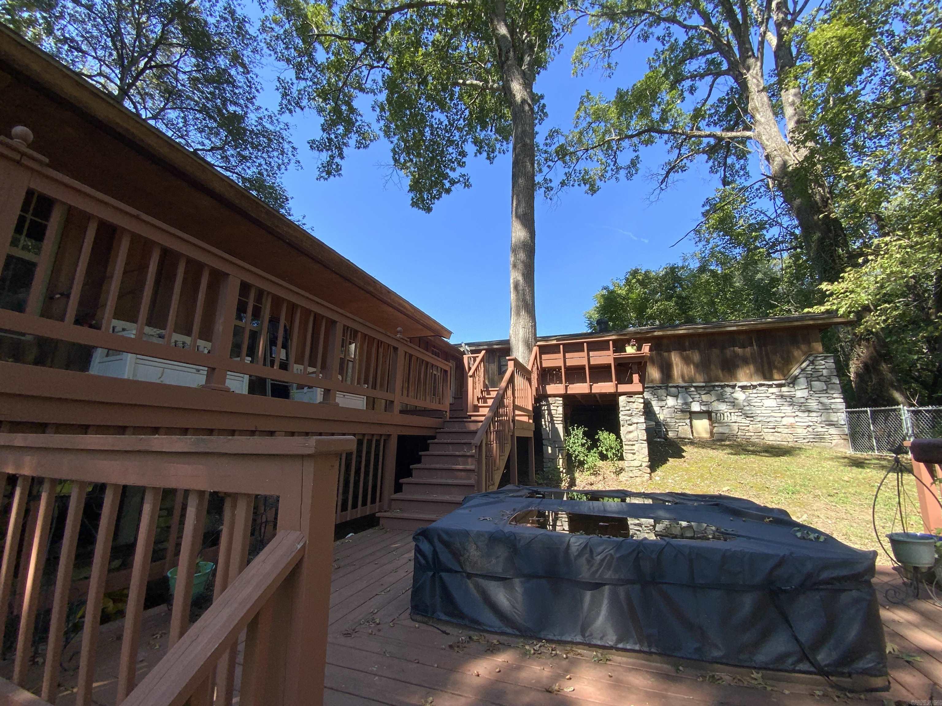 HIDDEN VALLEY - Residential