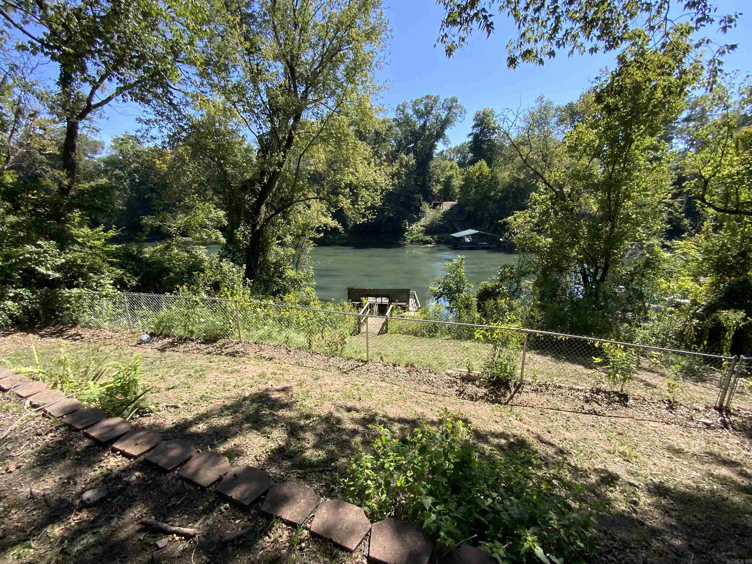 HIDDEN VALLEY - Residential
