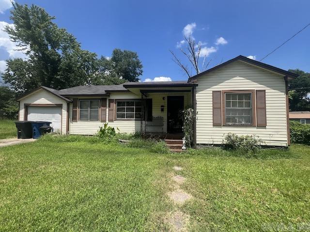 Great opportunity! House is on a level lot, located just off 70 on a nice street. Come see the possibilities this property has to offer! Agents please see important remarks prior to showing or writing an offer.