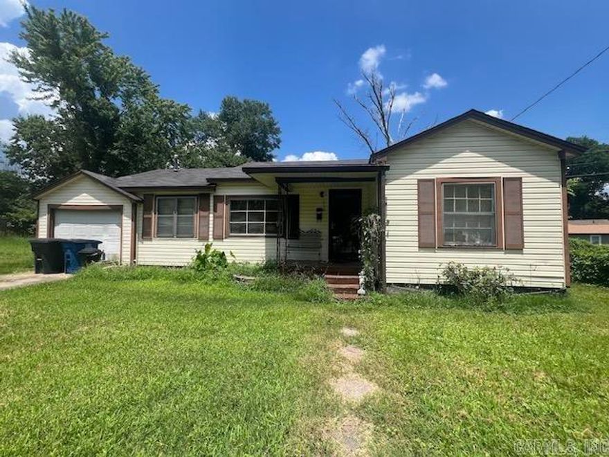 Great opportunity! House is on a level lot, located just off 70 on a nice street. Come see the possibilities this property has to offer! Agents please see important remarks prior to showing or writing an offer.