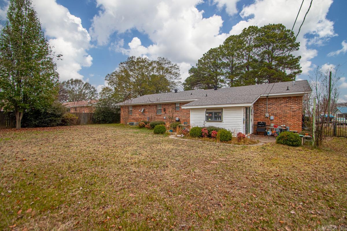 BEEBE OUTLOTS - Residential