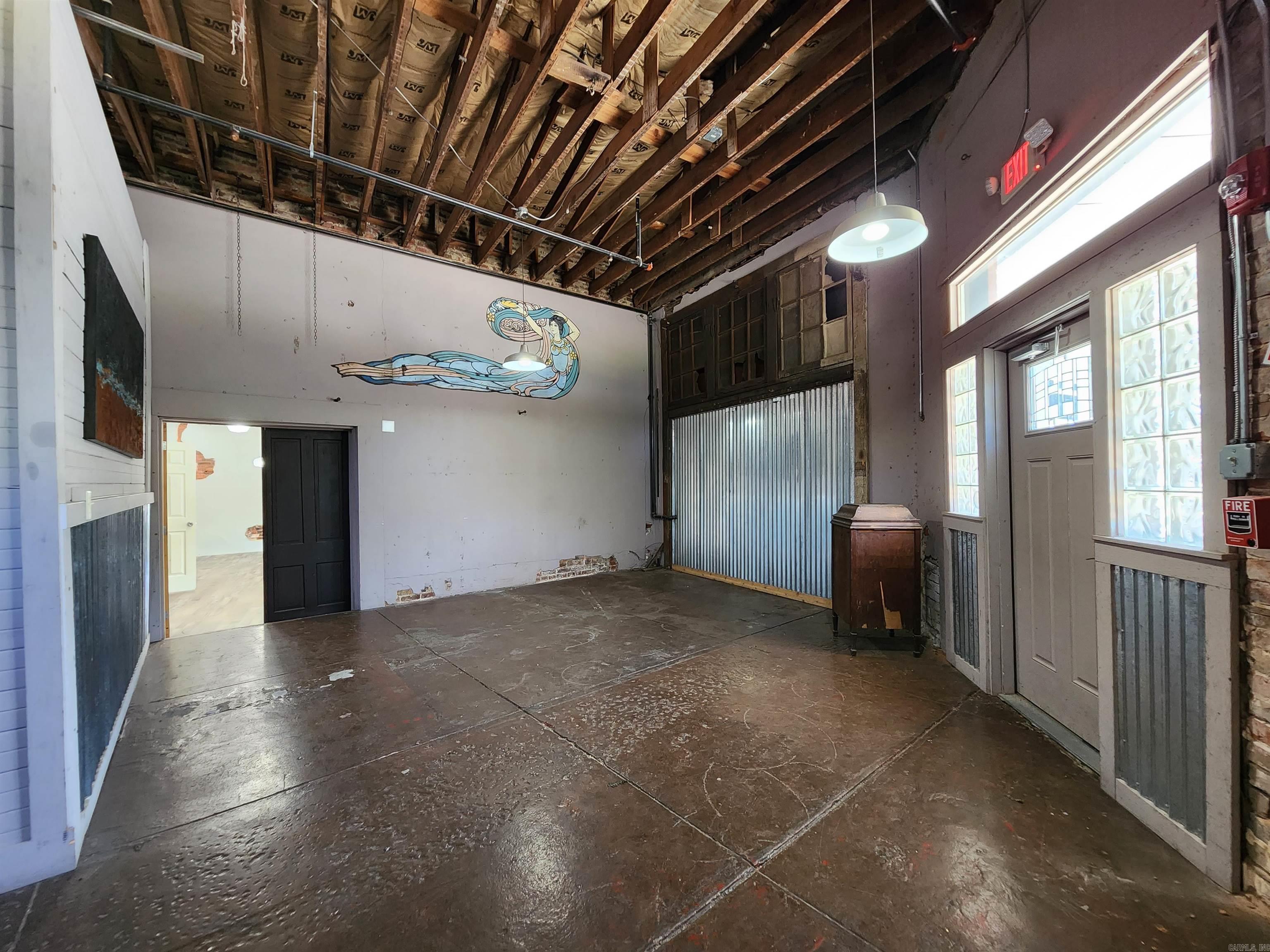 Hs Land & Imp - Commercial Sale