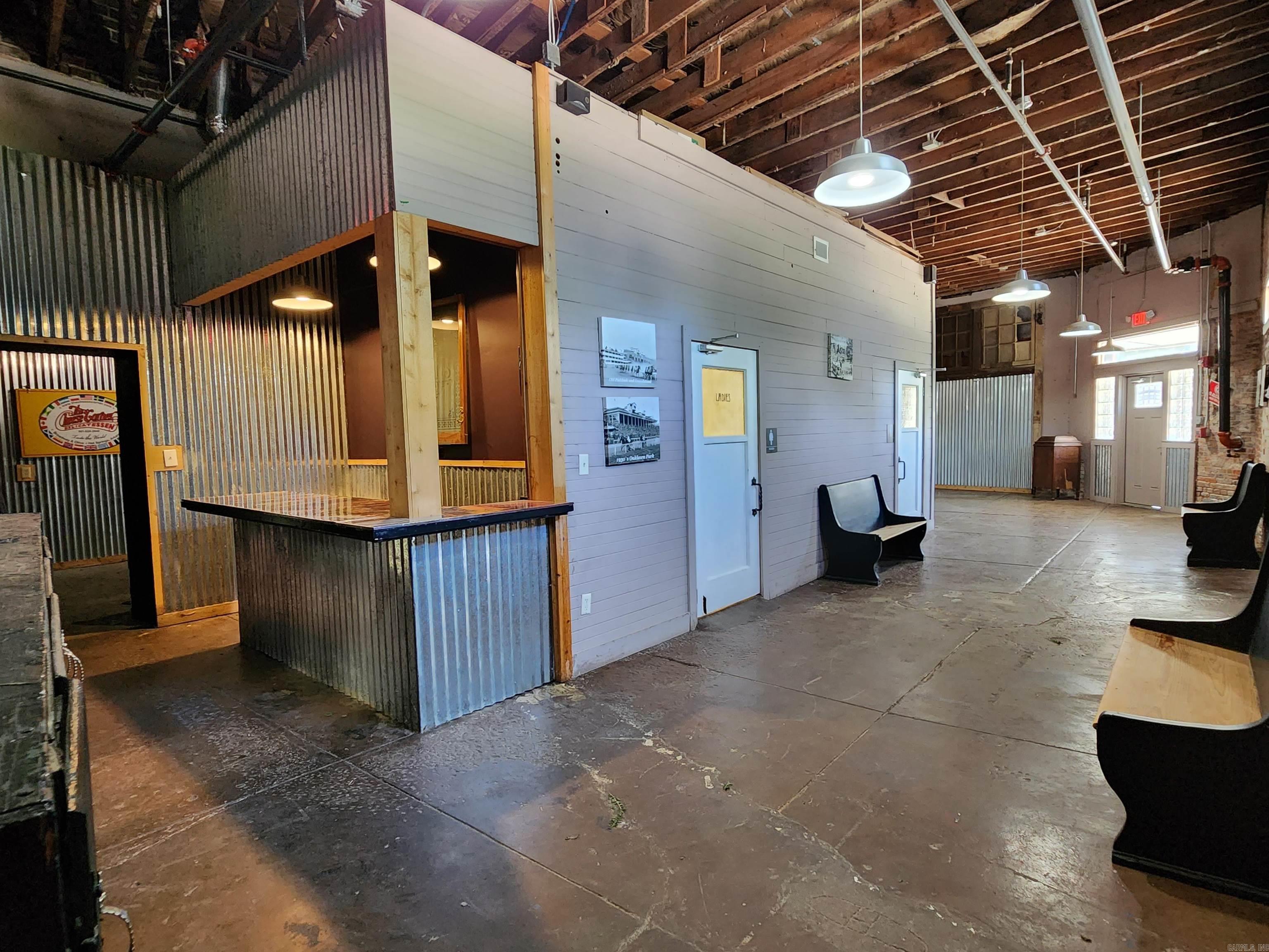 Hs Land & Imp - Commercial Sale