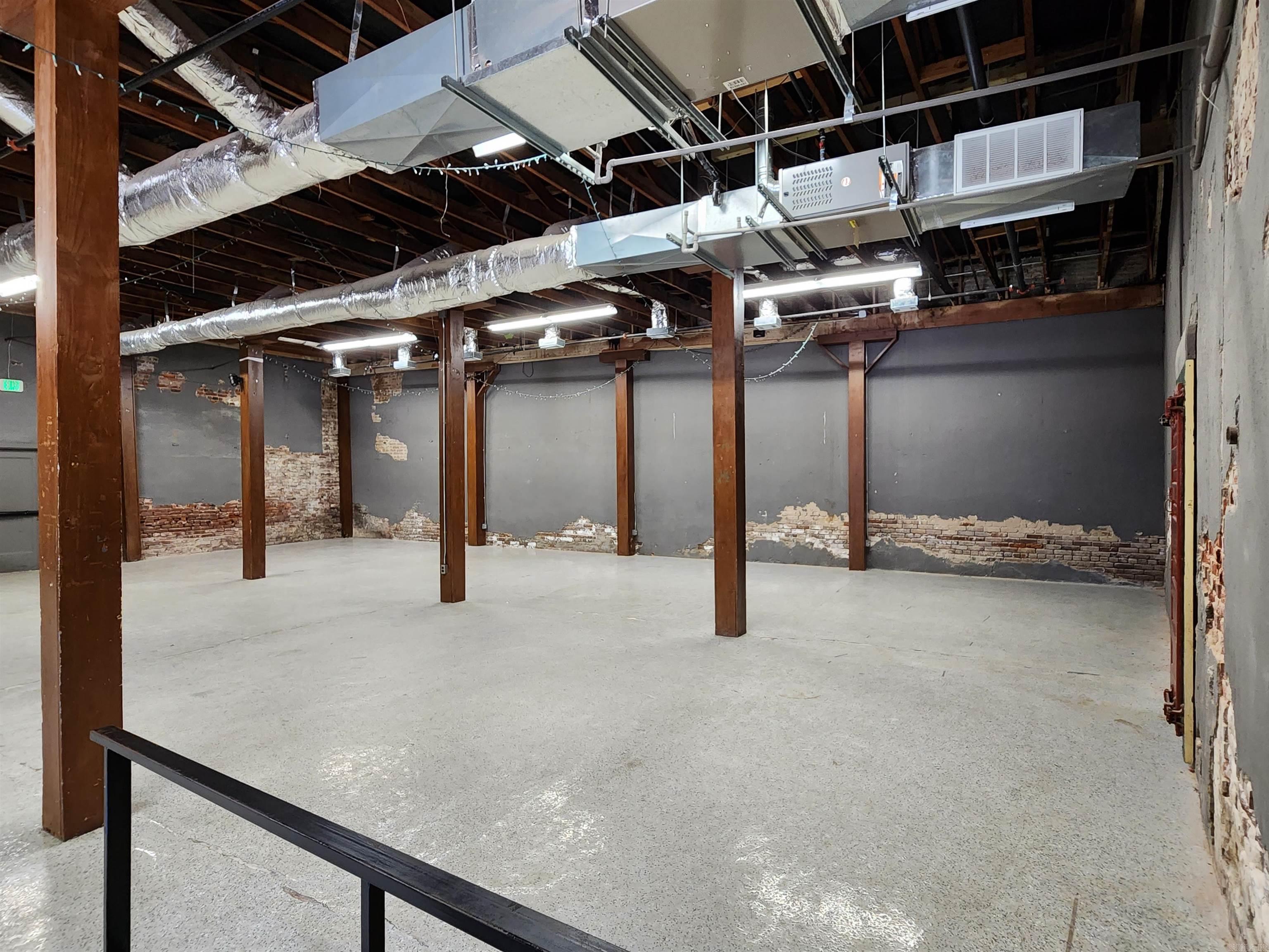 Hs Land & Imp - Commercial Sale