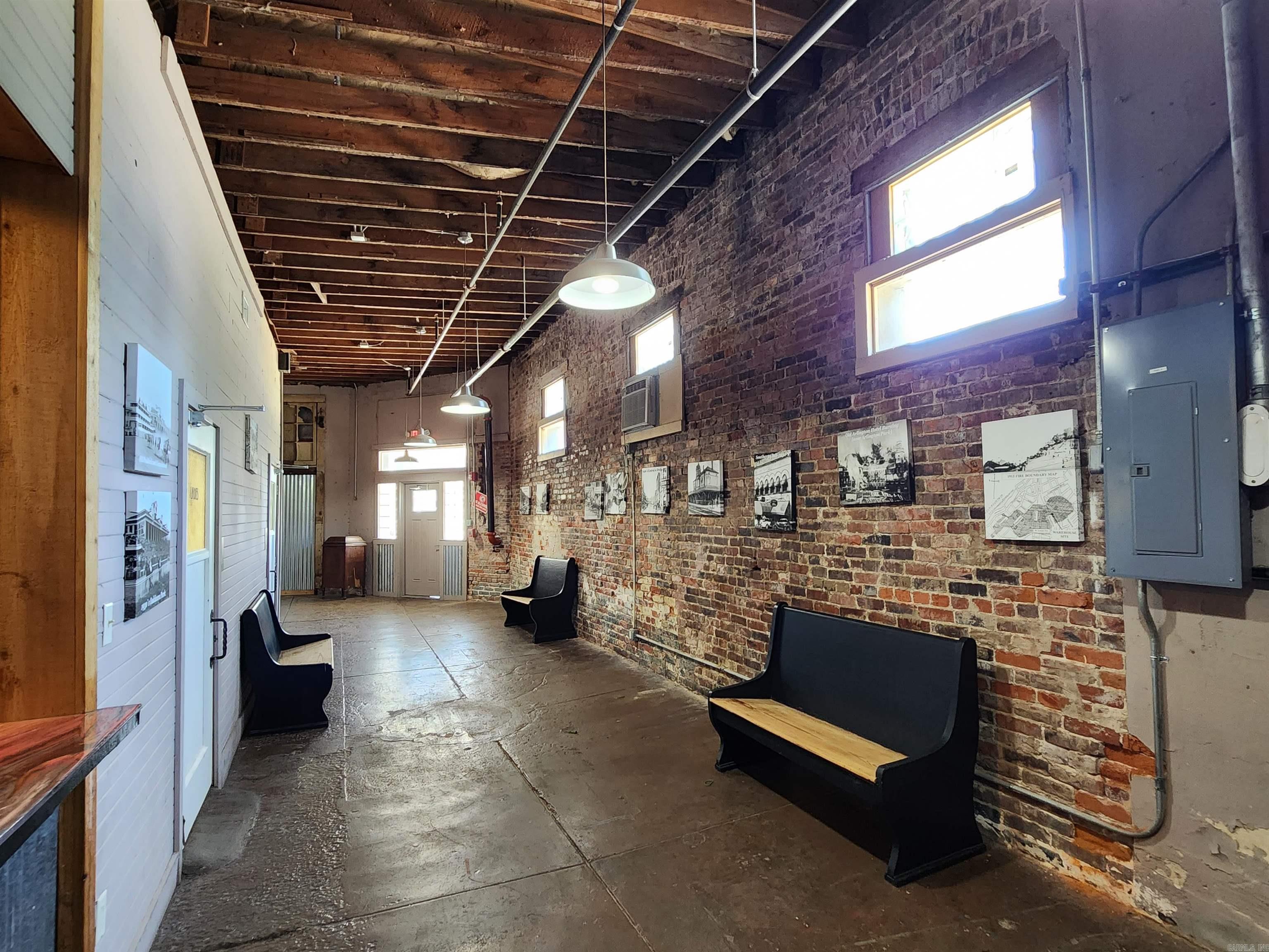 Hs Land & Imp - Commercial Sale