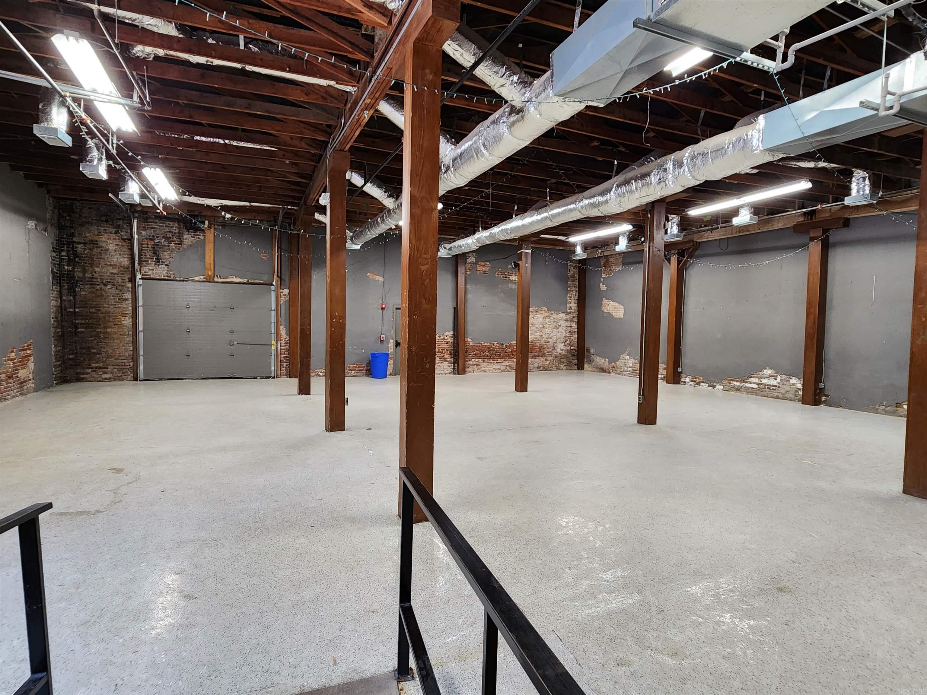 Hs Land & Imp - Commercial Sale