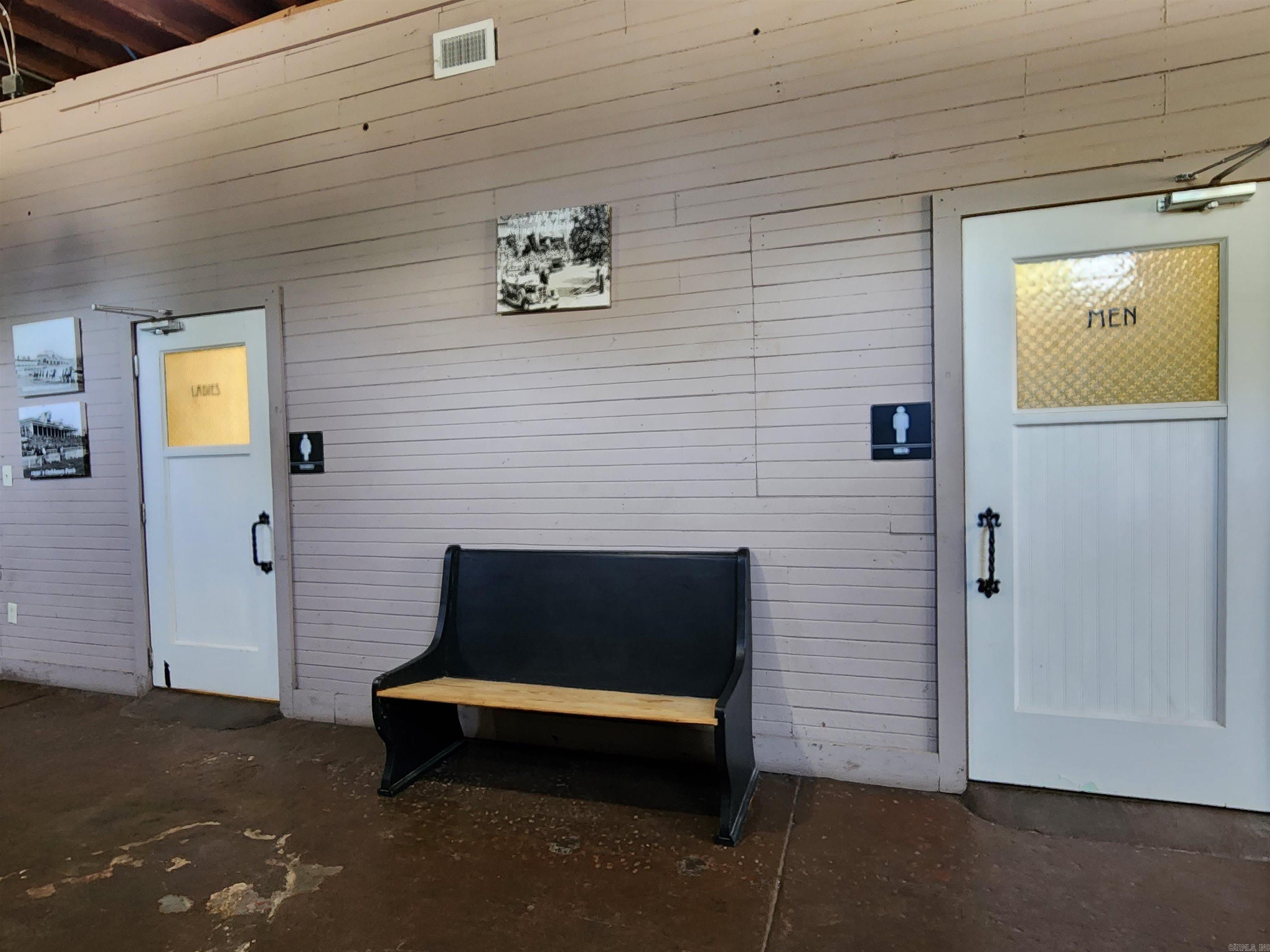 Hs Land & Imp - Commercial Sale