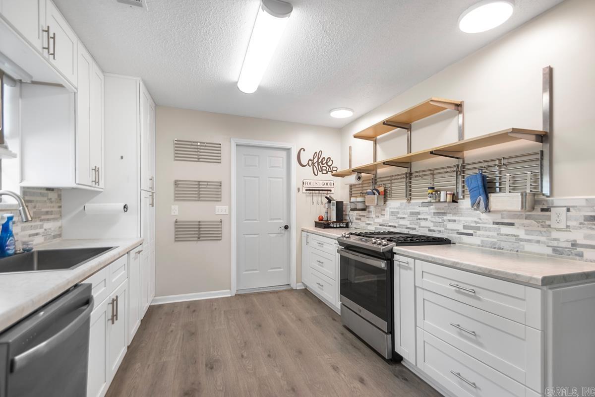 HUNTERS RIDGE ADDN - Residential