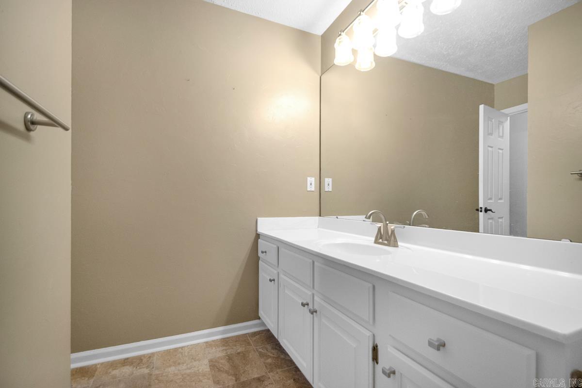 HUNTERS RIDGE ADDN - Residential