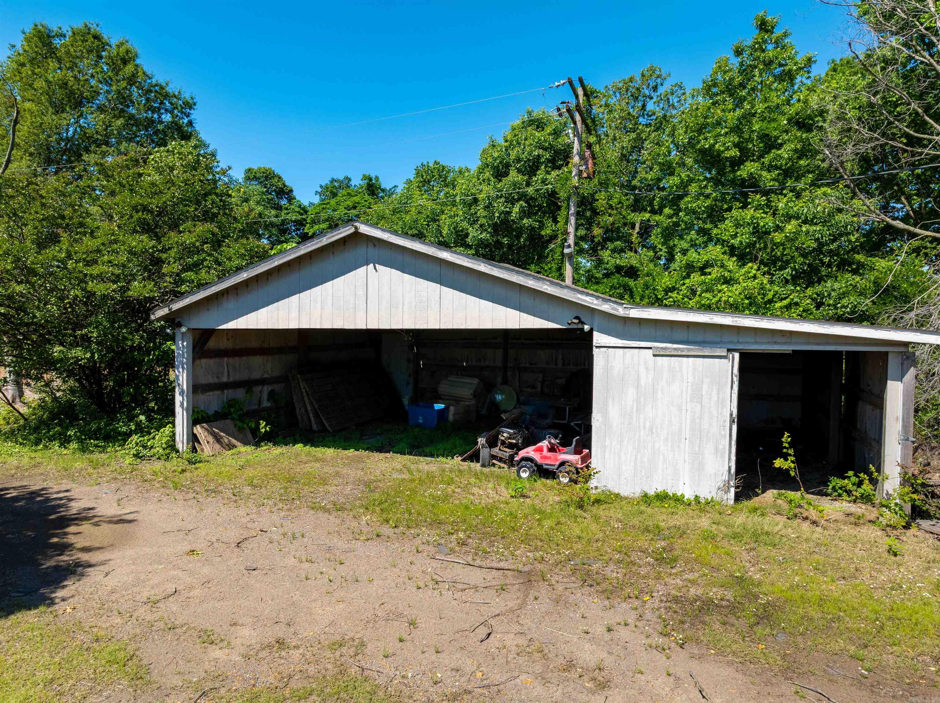 Metes & Bounds - Land