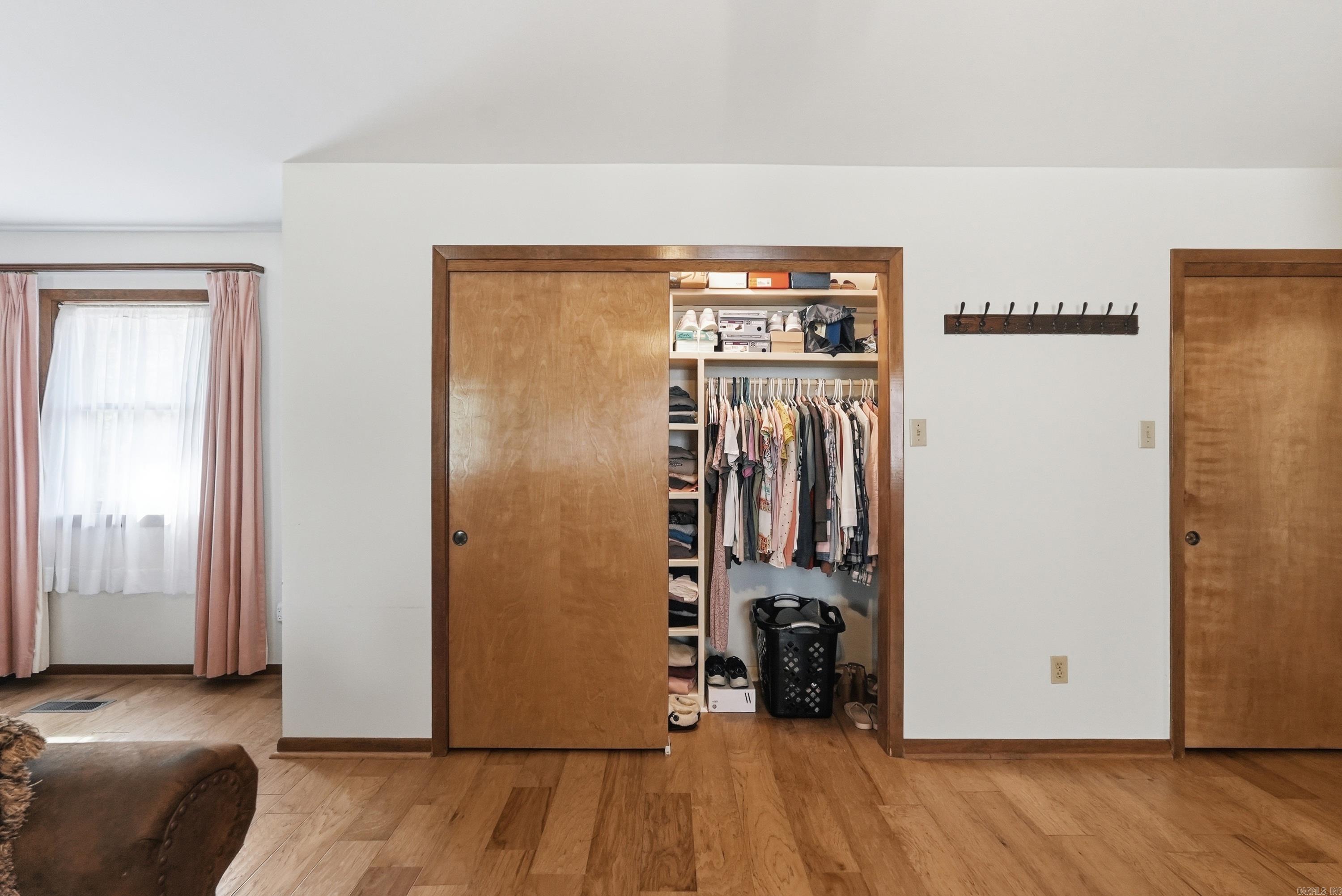 WELLINGTON POINTE - Residential