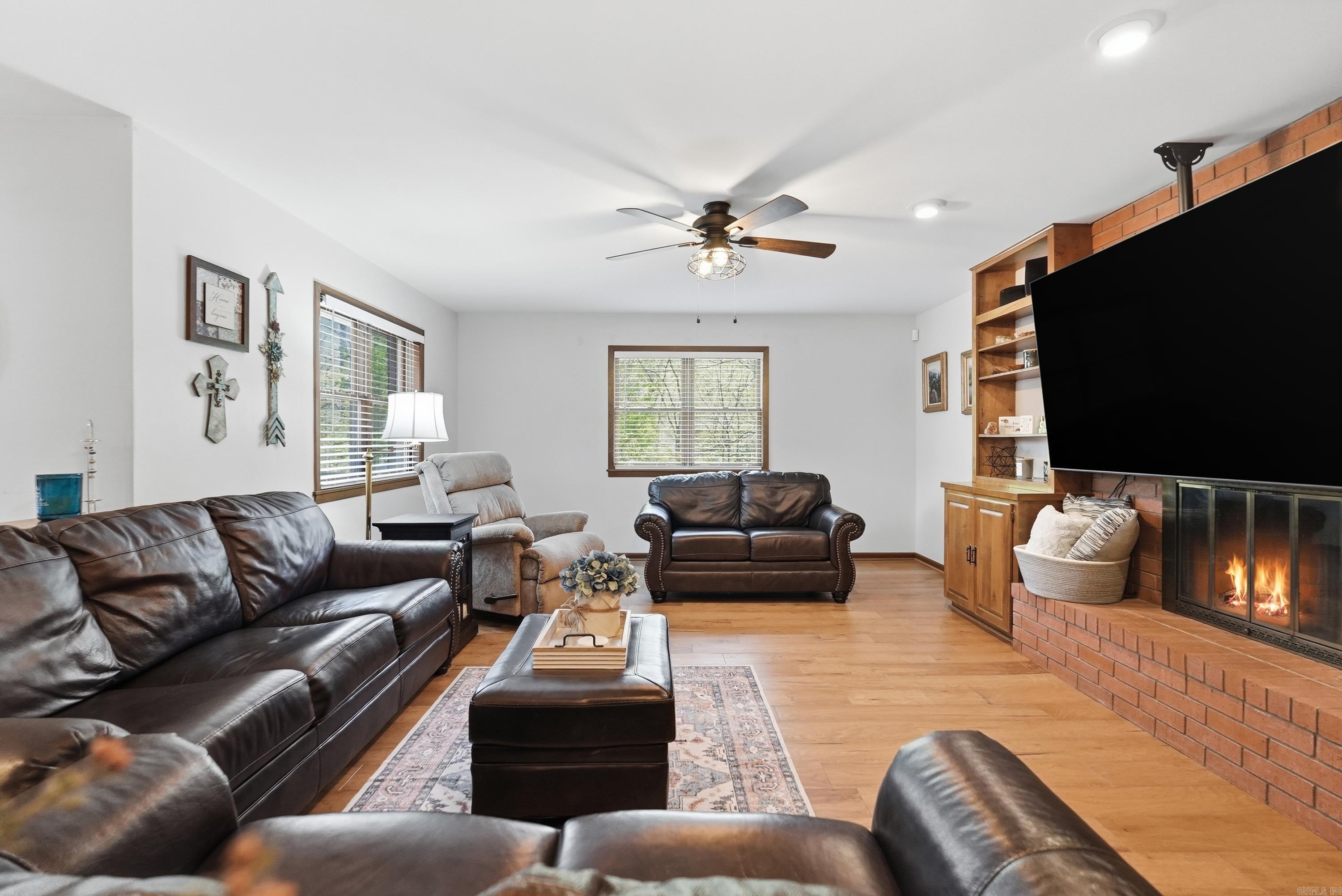 WELLINGTON POINTE - Residential